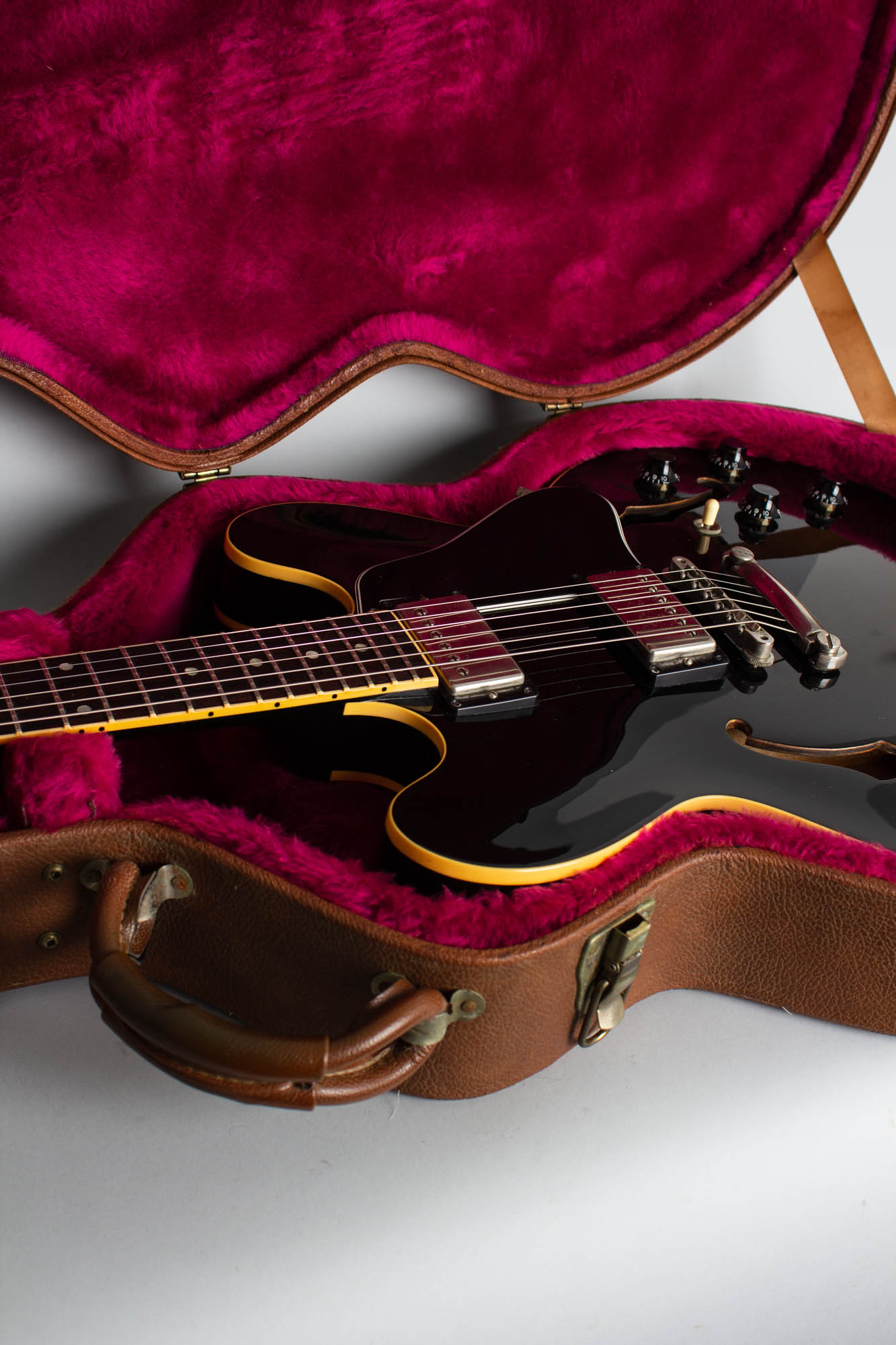 Gibson ES-335 DOT Semi-Hollow Body Electric Guitar (1999)