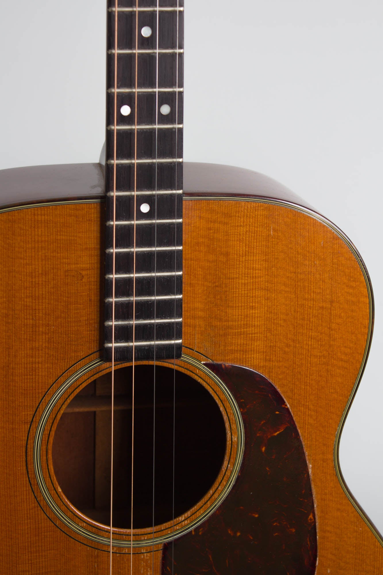 C. F. Martin 0-18T Flat Top Tenor Guitar (1955)