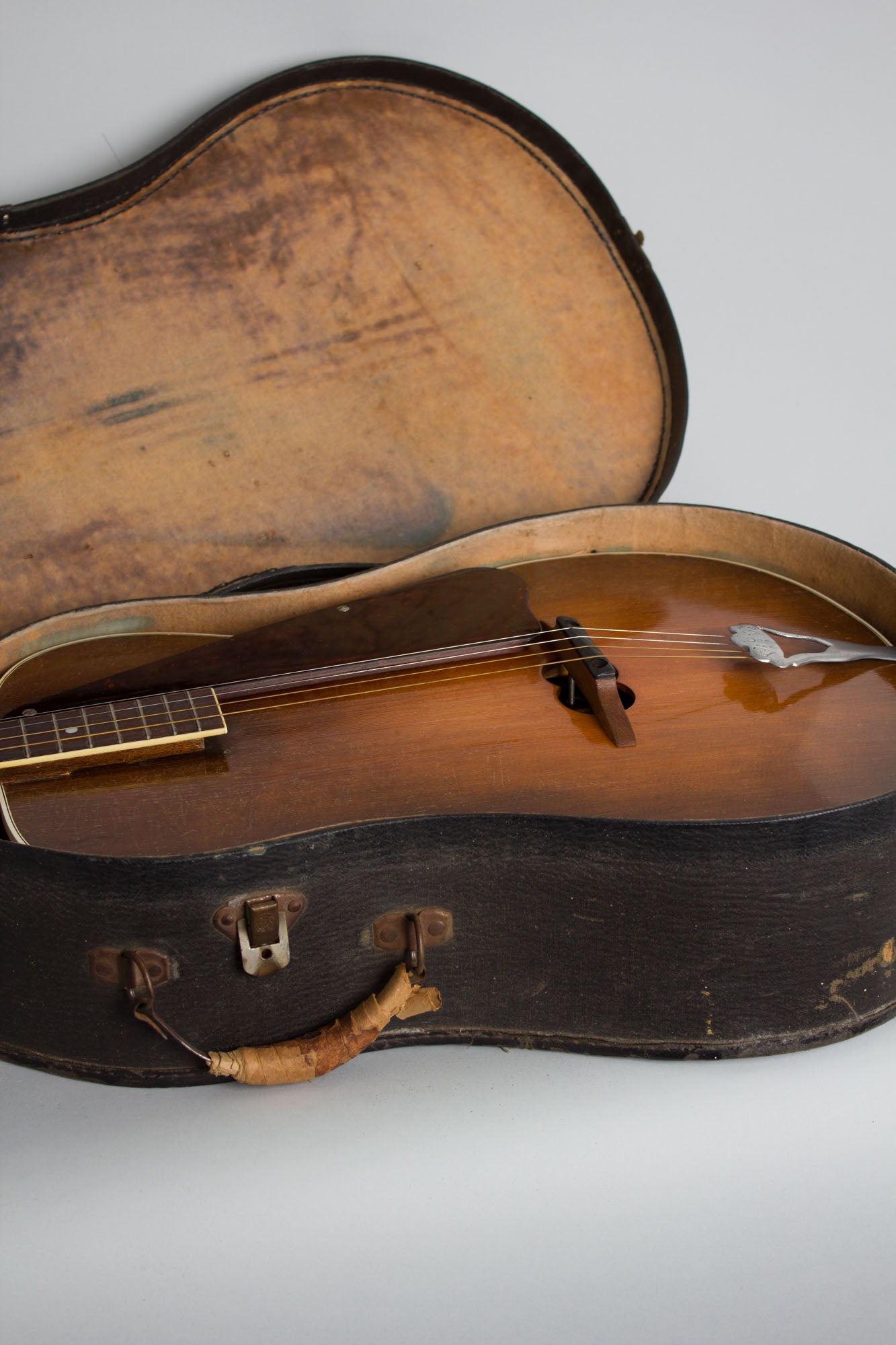 Vivi-Tone Electric Tenor Guitar (1933)