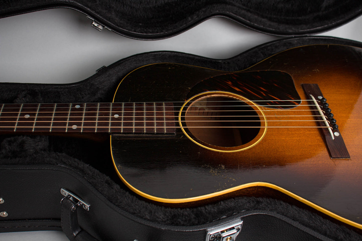 Gibson L-00 Flat Top Acoustic Guitar (1937)