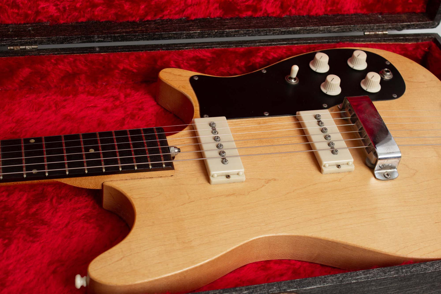 Carvin #32-SGB Solid Body Electric Guitar (1962)