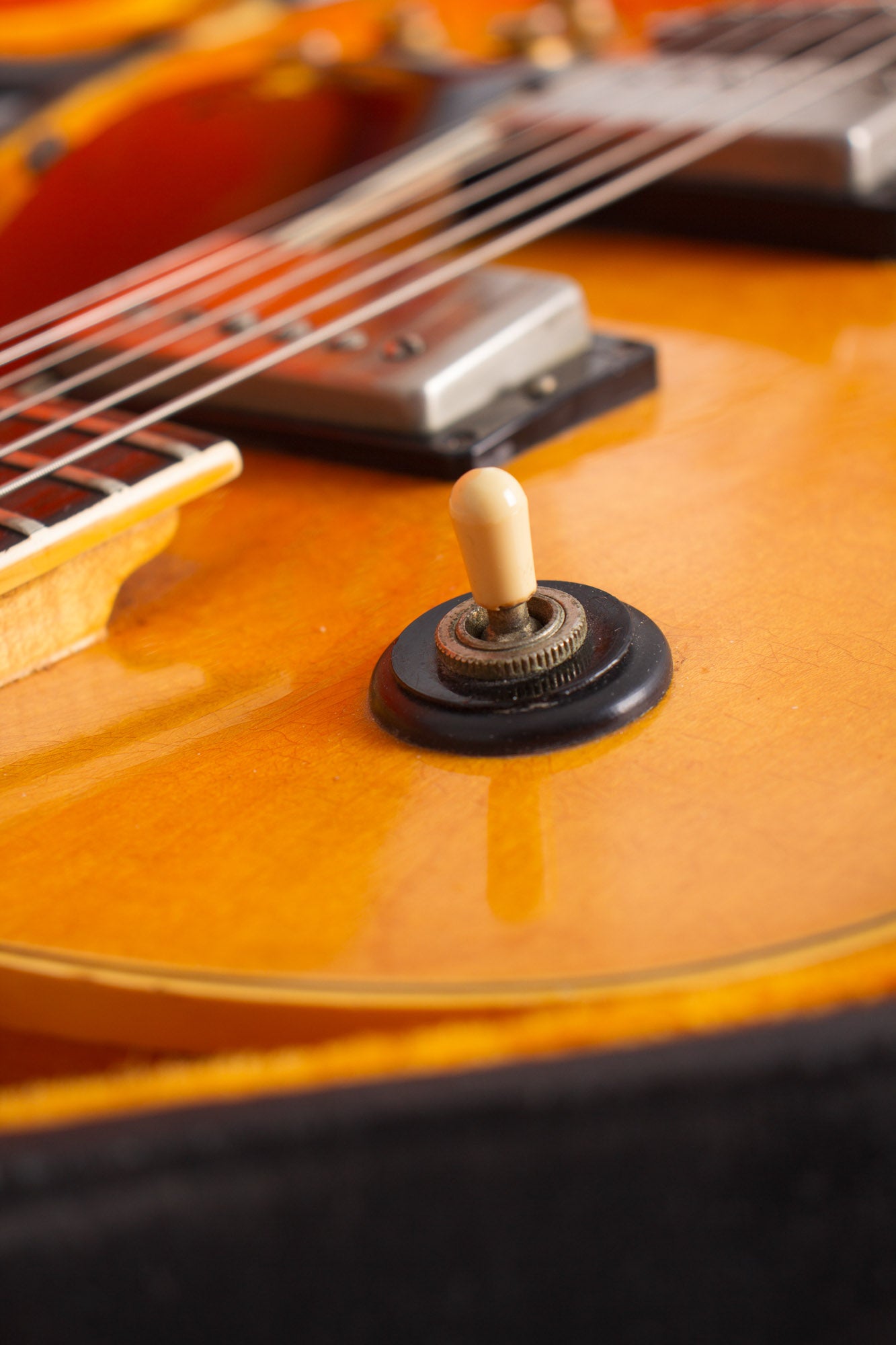 Gibson ES-175DN Arch Top Hollow Body Electric Guitar (1965)
