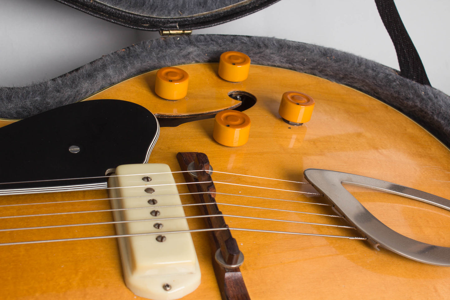 Guild T-100D Slim Jim Thinline Hollow Body Electric Guitar (1958)