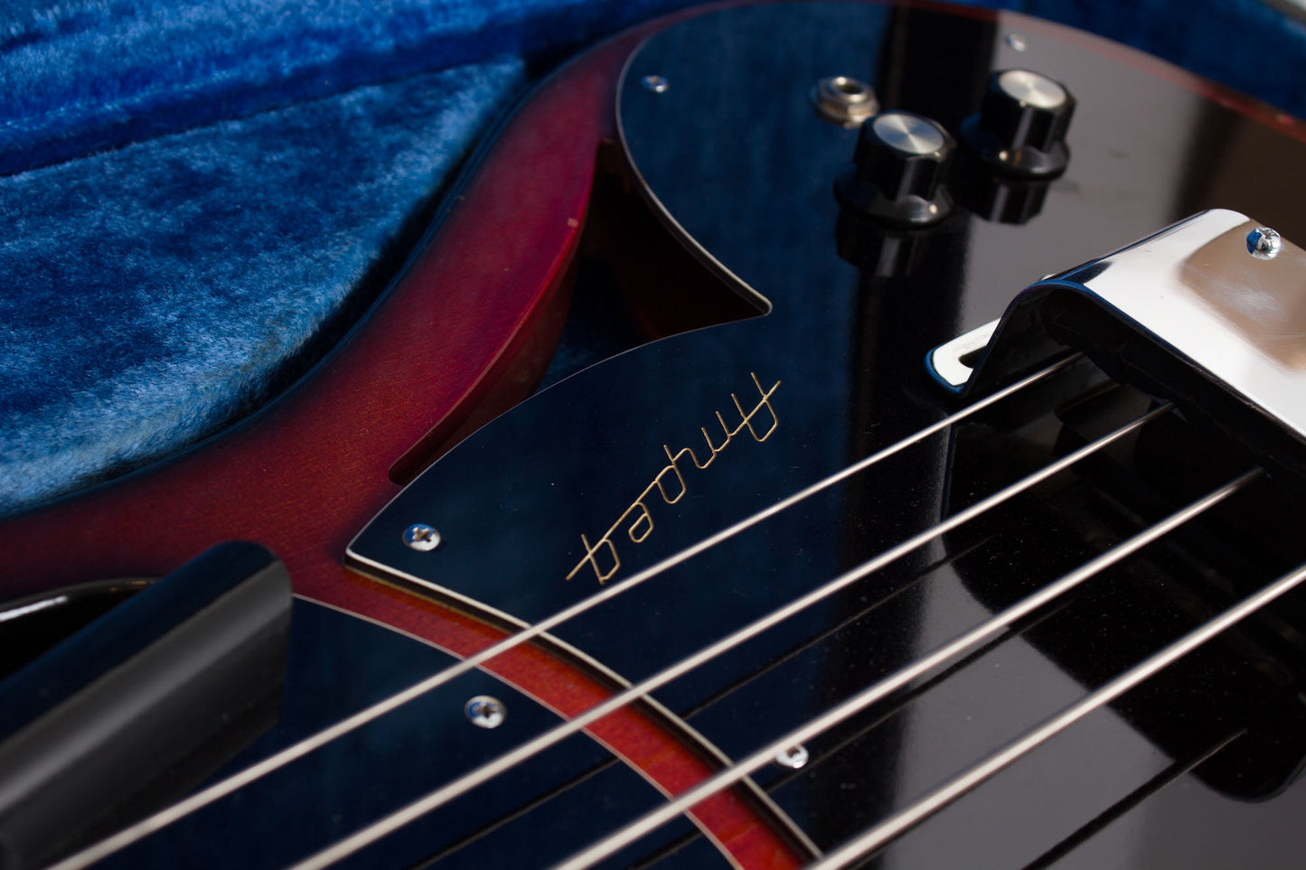 Ampeg AUSB-1 Electric Bass Guitar (1967)