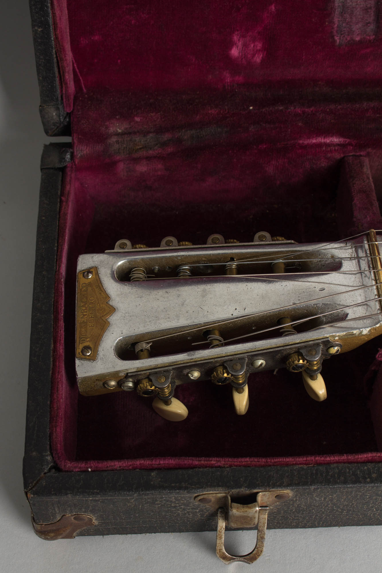 Rickenbacker Model A-22 7-String Lap Steel Electric Guitar (1934)