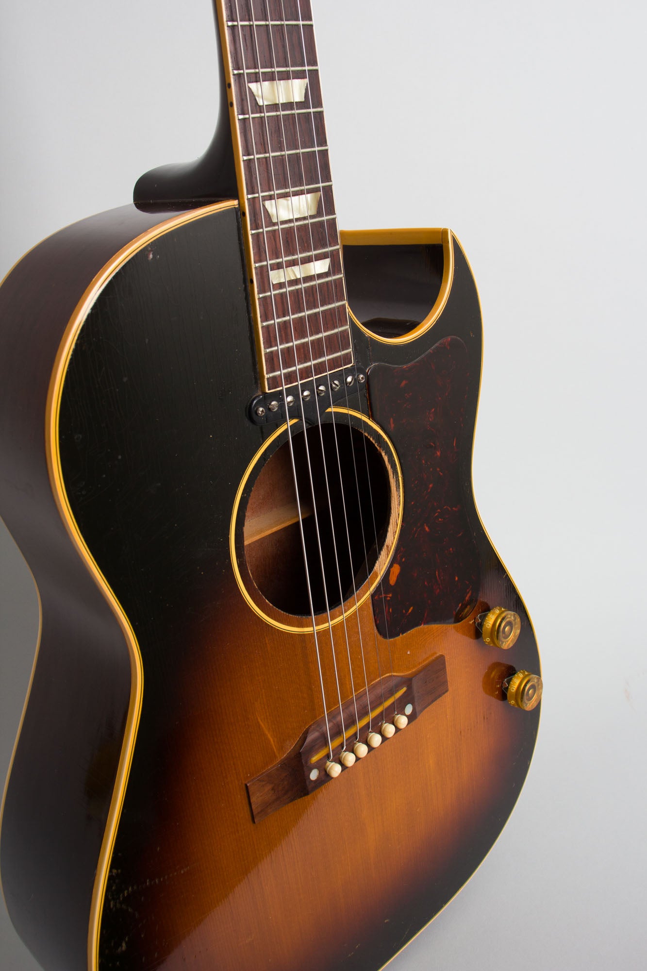 Gibson CF-100E Flat Top Acoustic-Electric Guitar (1956)