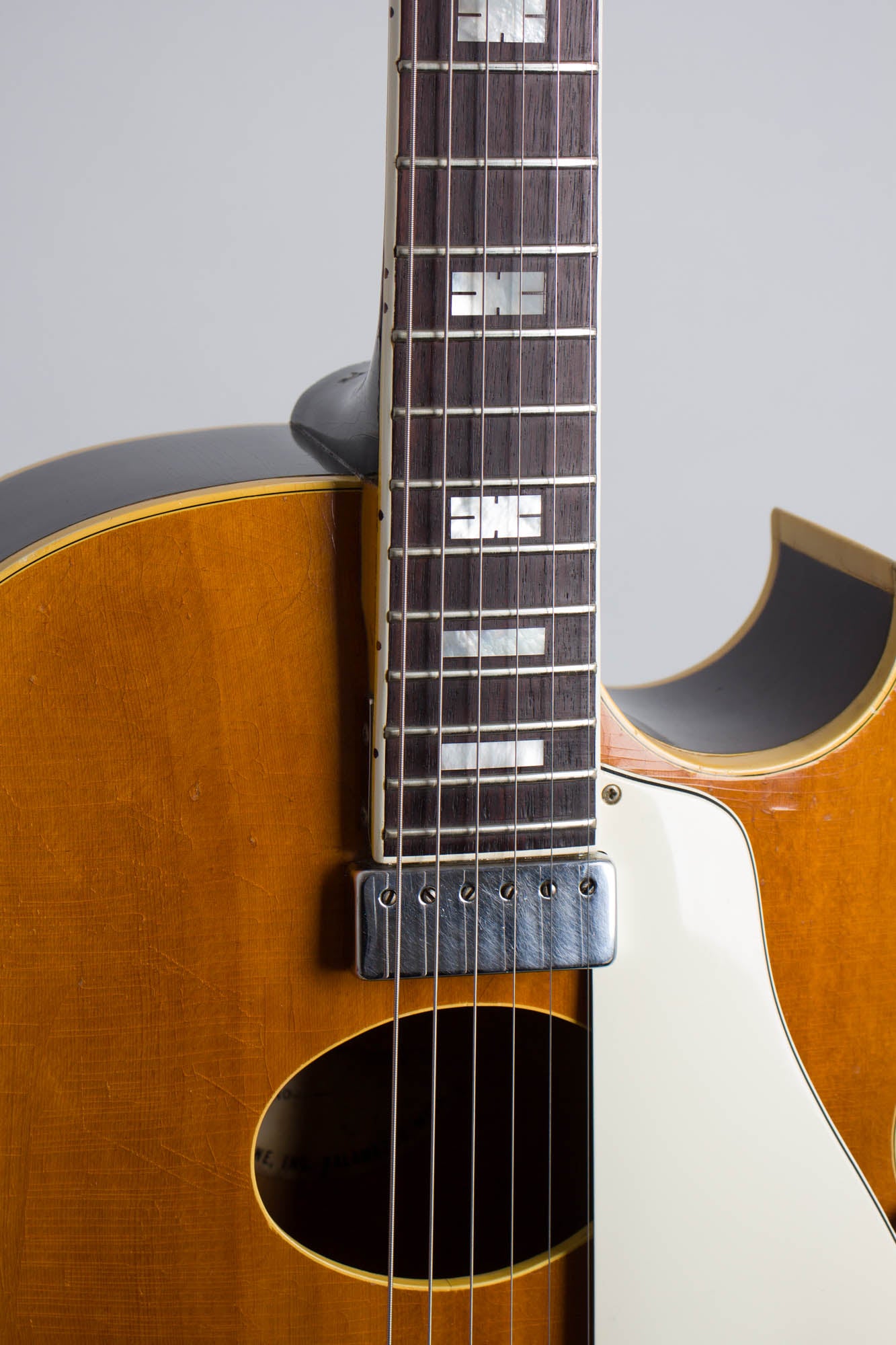 Epiphone Howard Roberts Arch Top Acoustic/Electric Guitar (1966)