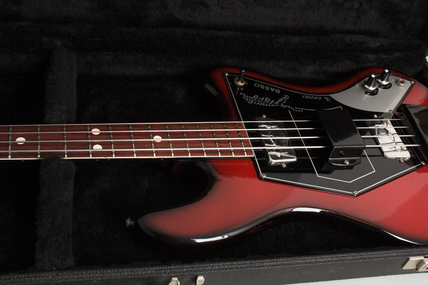 Wandre Tigre Semi-Hollow Body Electric Bass Guitar (1965)