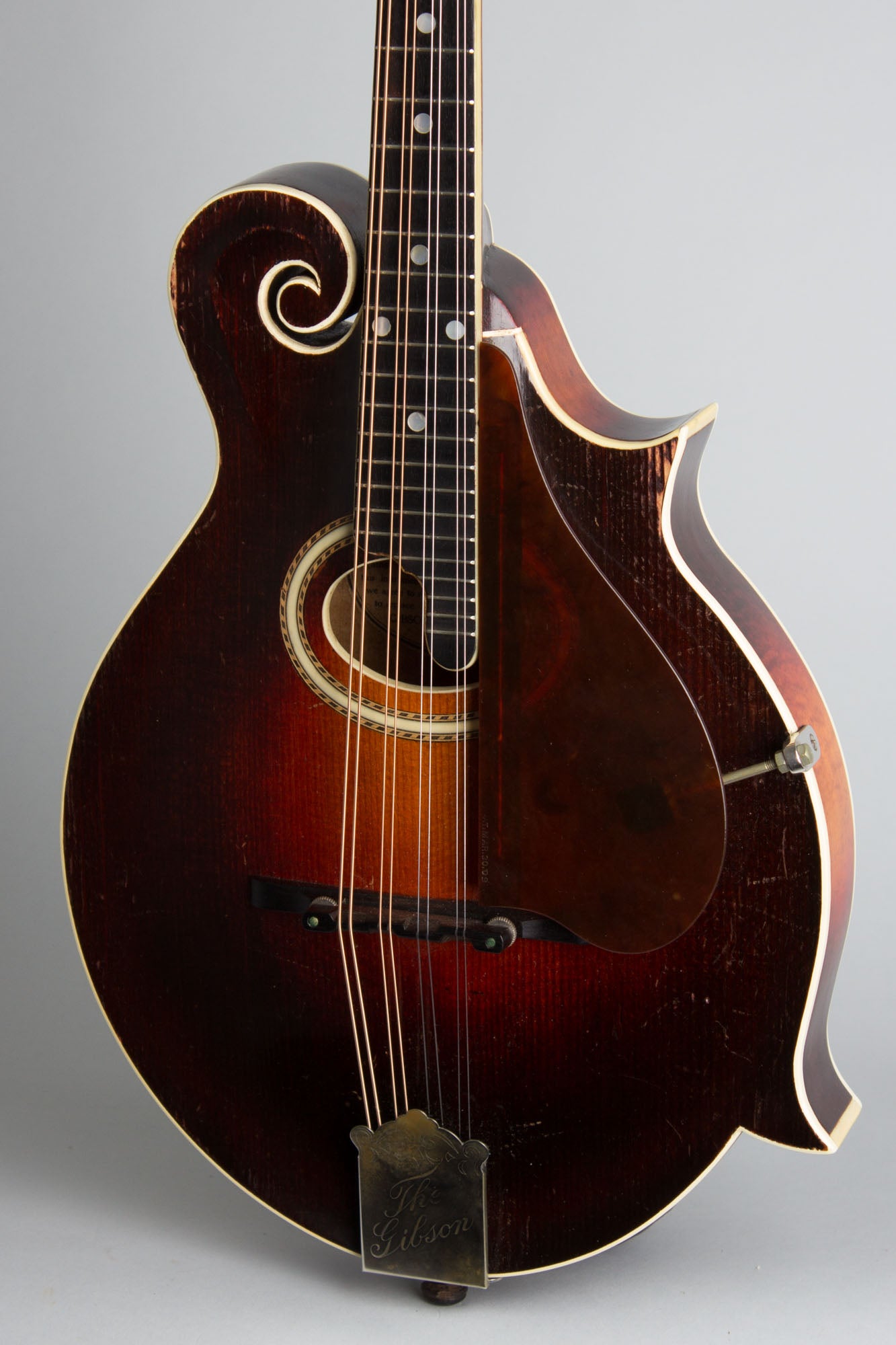 Gibson F-4 Carved Top Mandolin (1927)