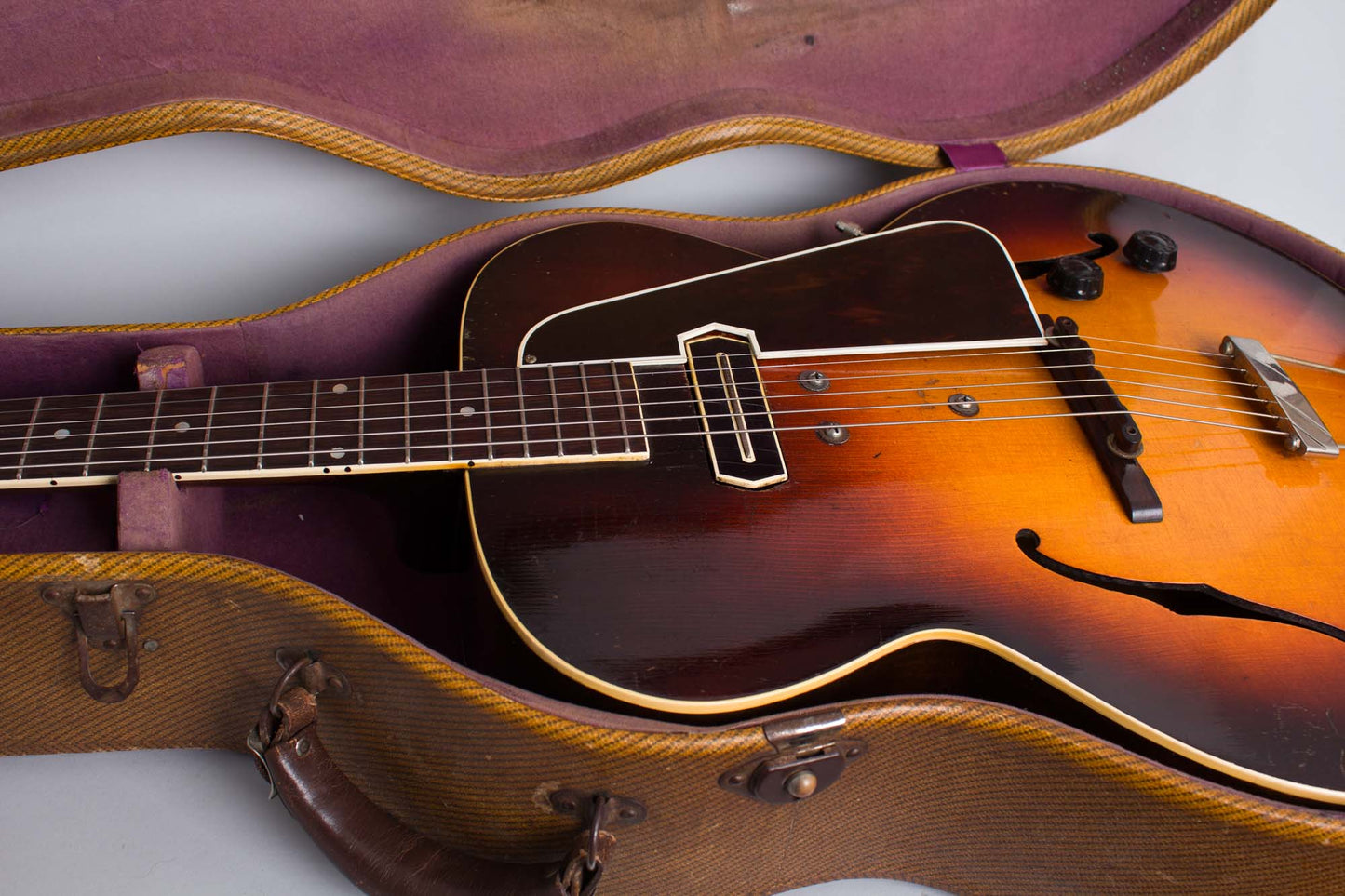 Gibson ES-150 Arch Top Hollow Body Electric Guitar (1940)