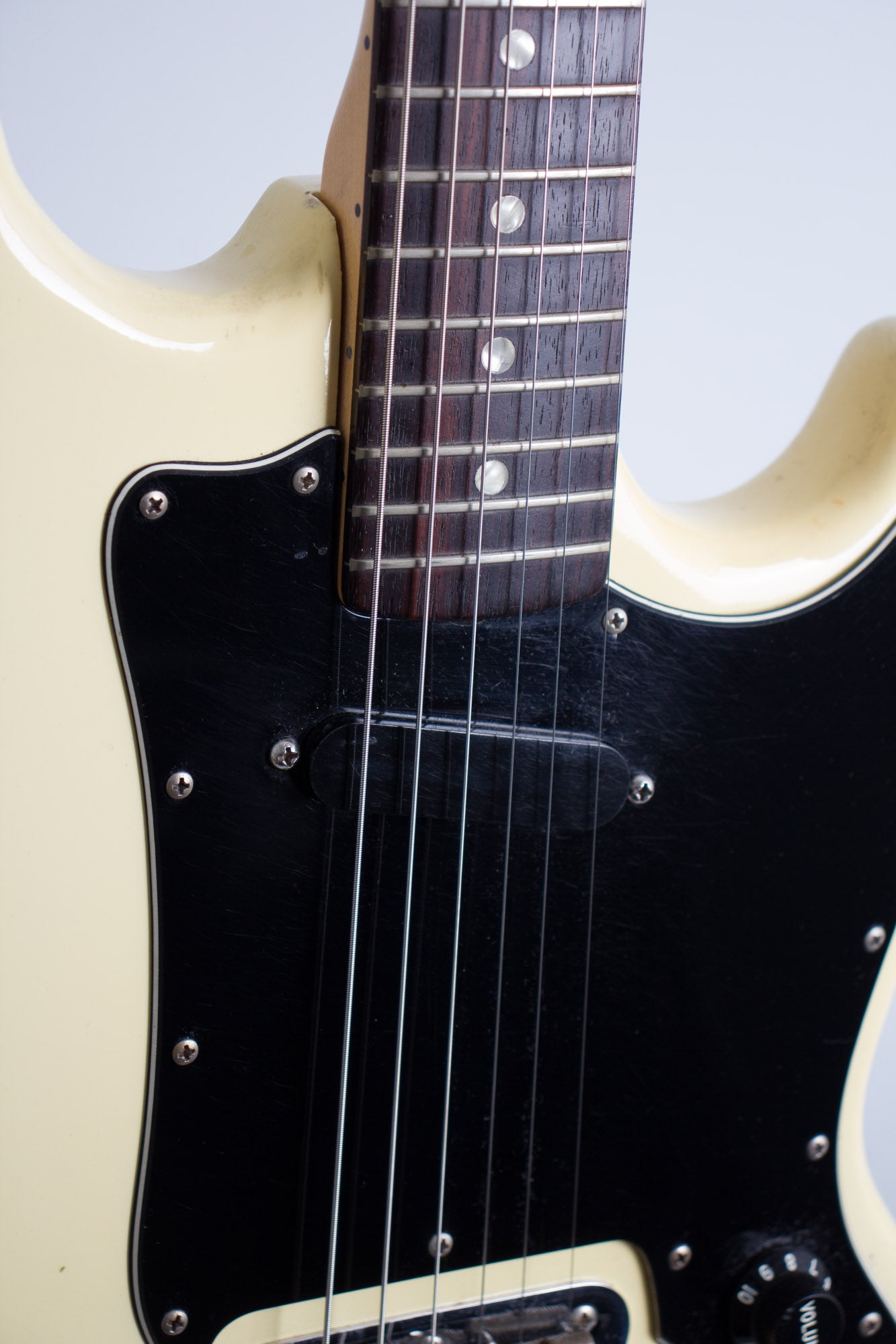 Fender Musicmaster Solid Body Electric Guitar (1978)