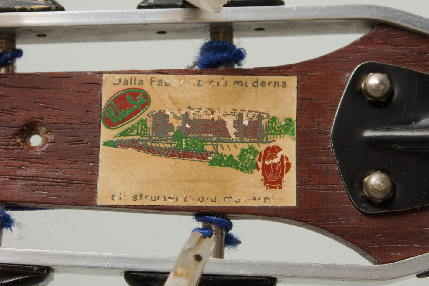 Wandre Roby Basso 63 Semi-Hollow Body Electric Bass Guitar (1963)