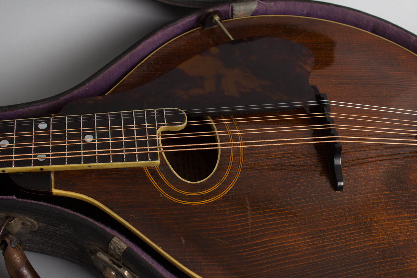 Gibson Style H-1 Carved Top Mandola (1920)