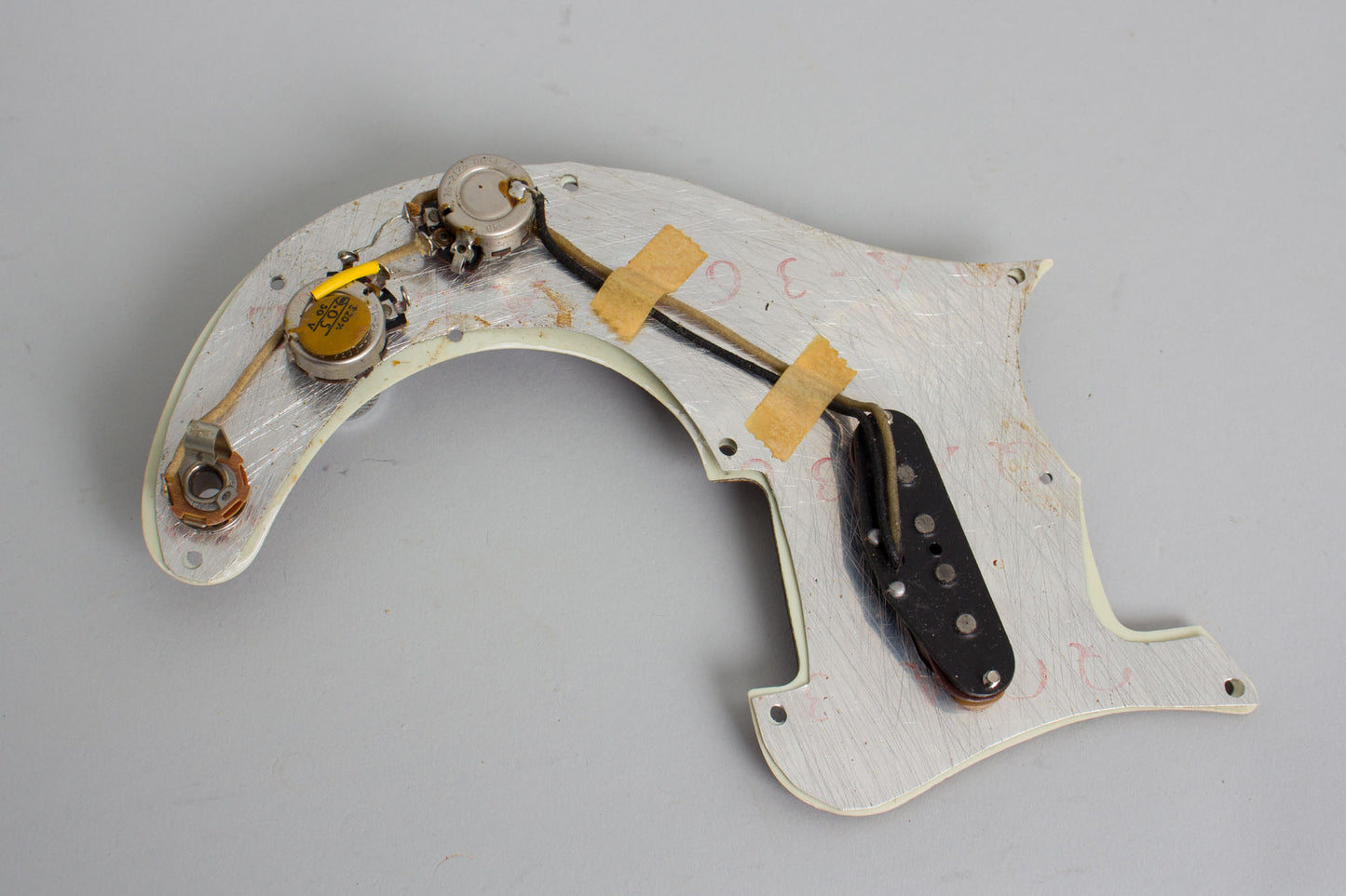 Fender Solid Body Electric Mandolin (1963)