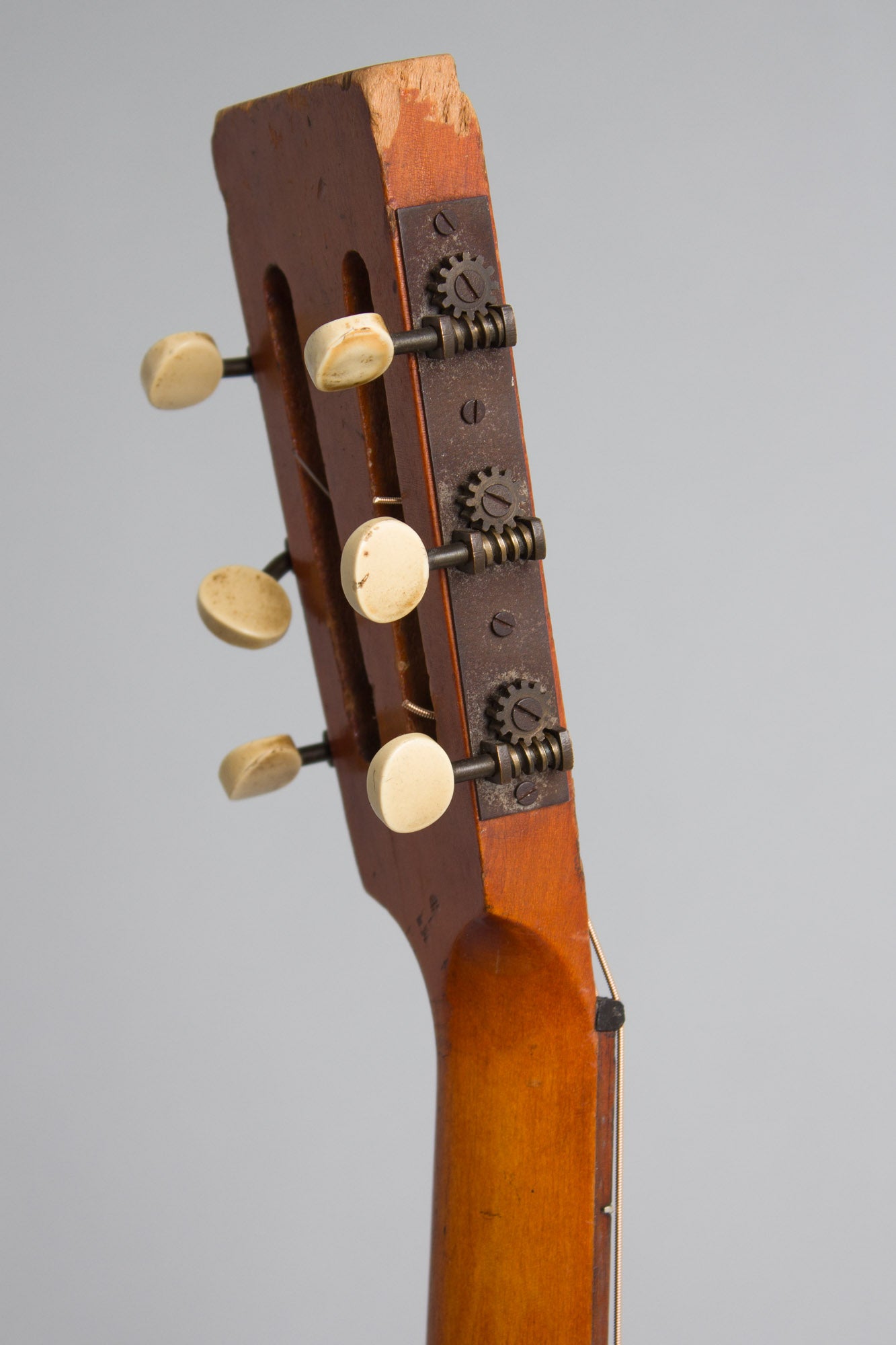 Grunewald 3/4 Size Flat Top Acoustic Guitar (1905)