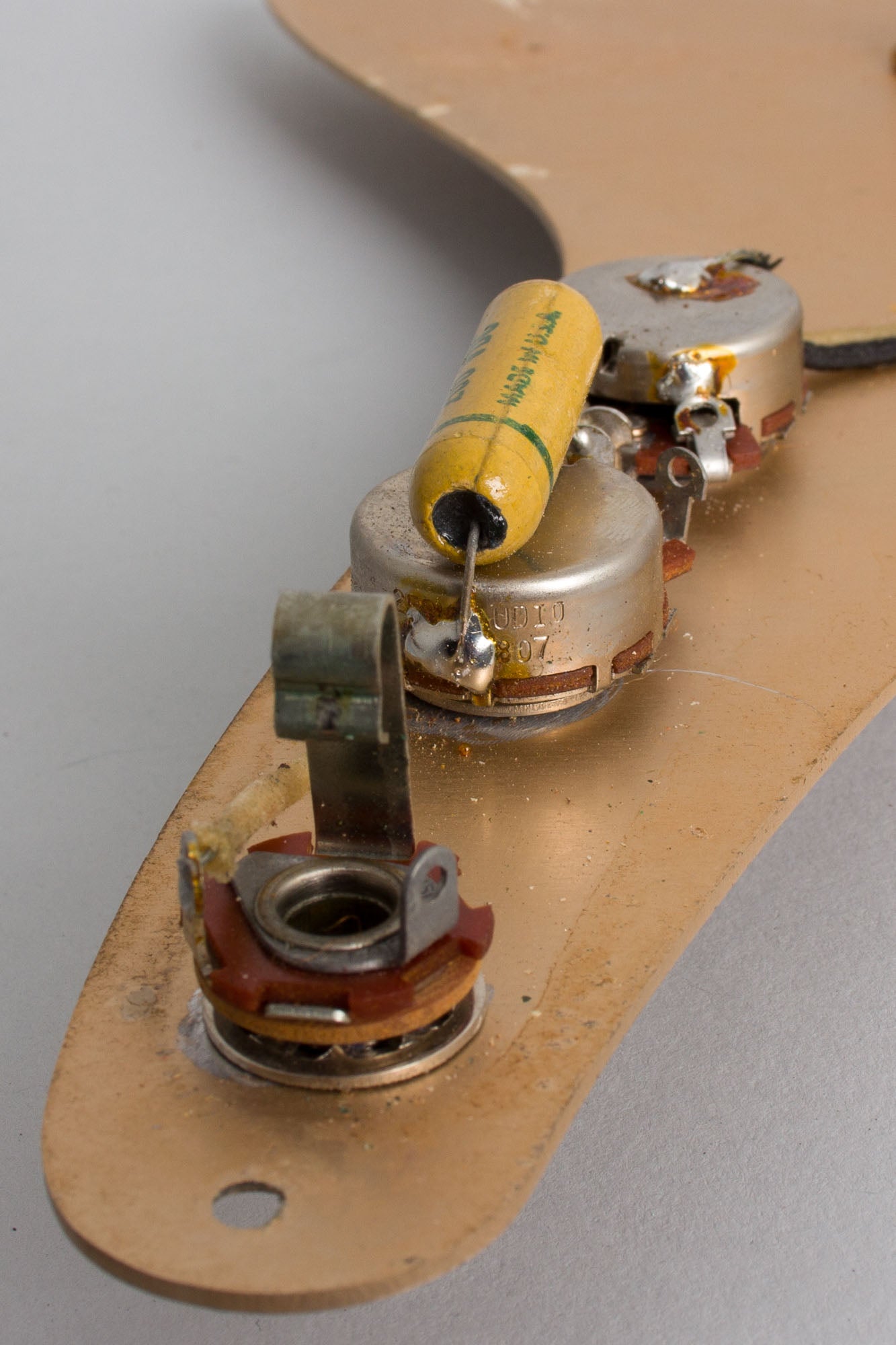 Fender Musicmaster Solid Body Electric Guitar (1958)