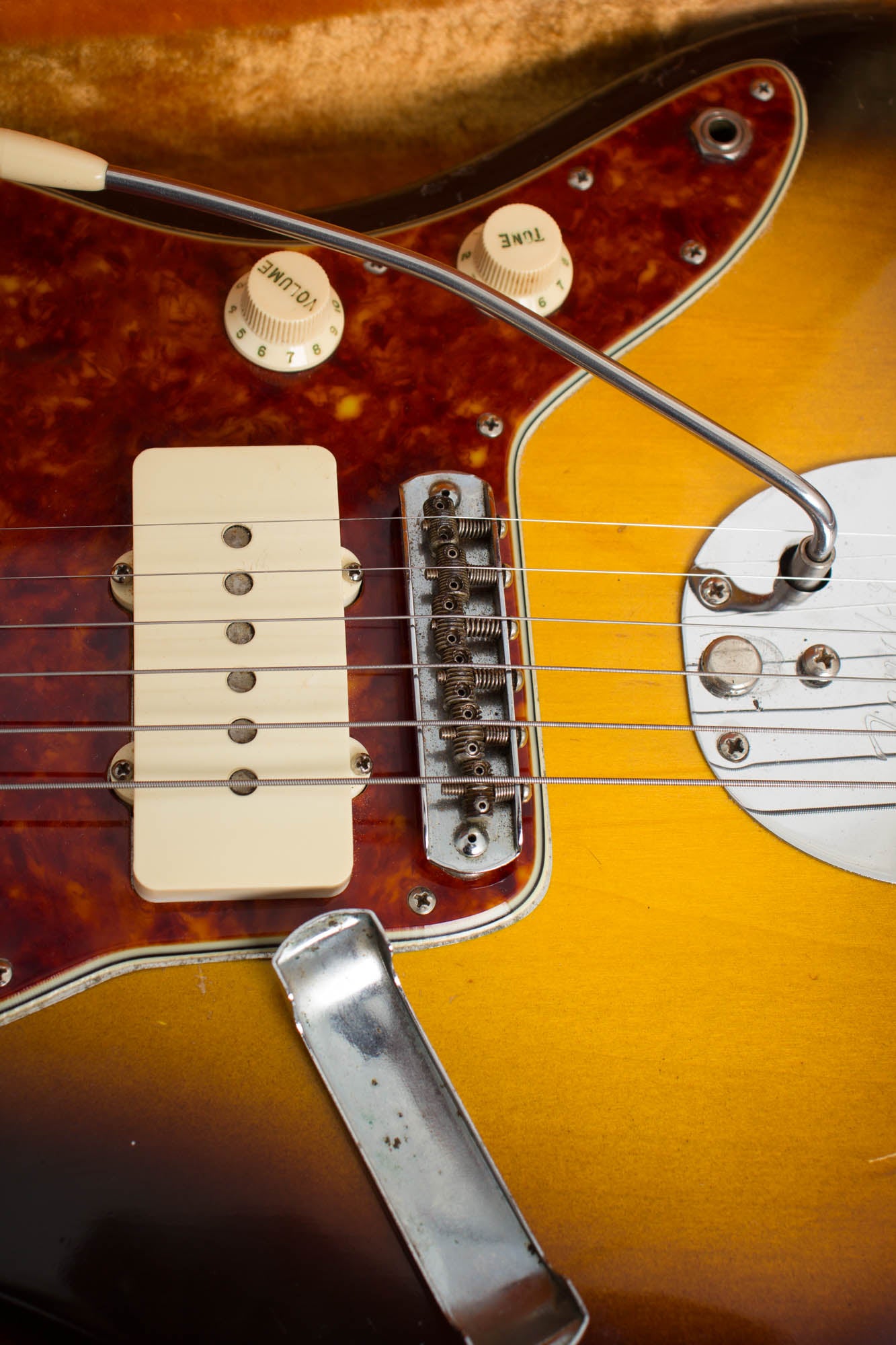 Fender Jazzmaster Solid Body Electric Guitar (1960)