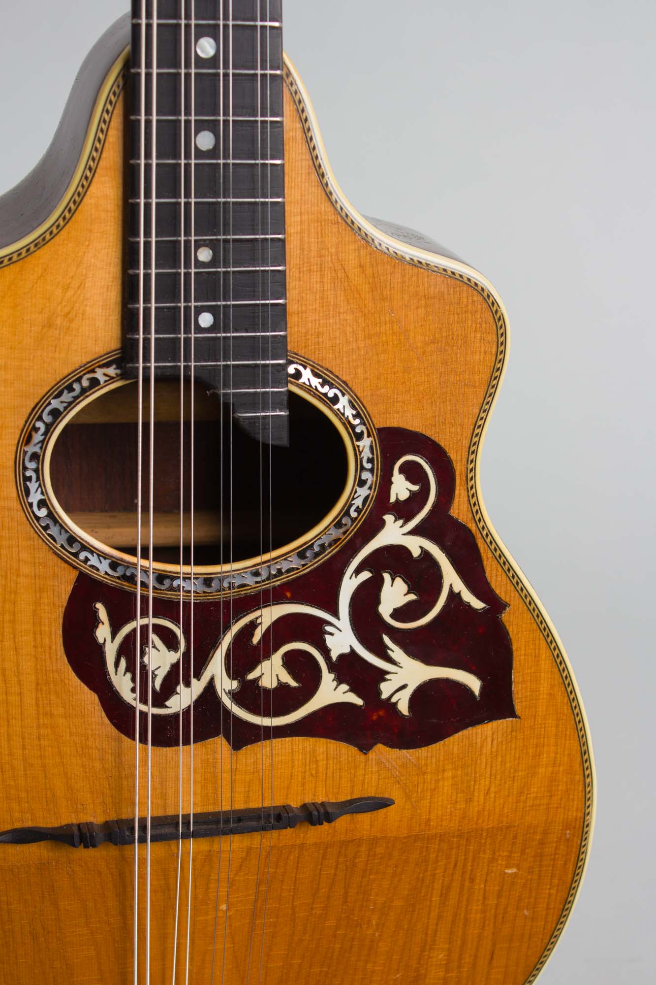 Favilla Flat Back, Bent Top Mandolin (1920s)