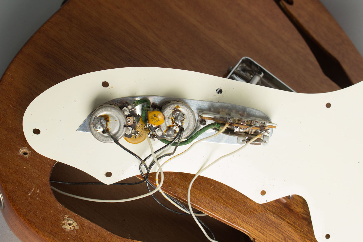Fender Telecaster Thinline Semi-Hollow Body Electric Guitar (1969)
