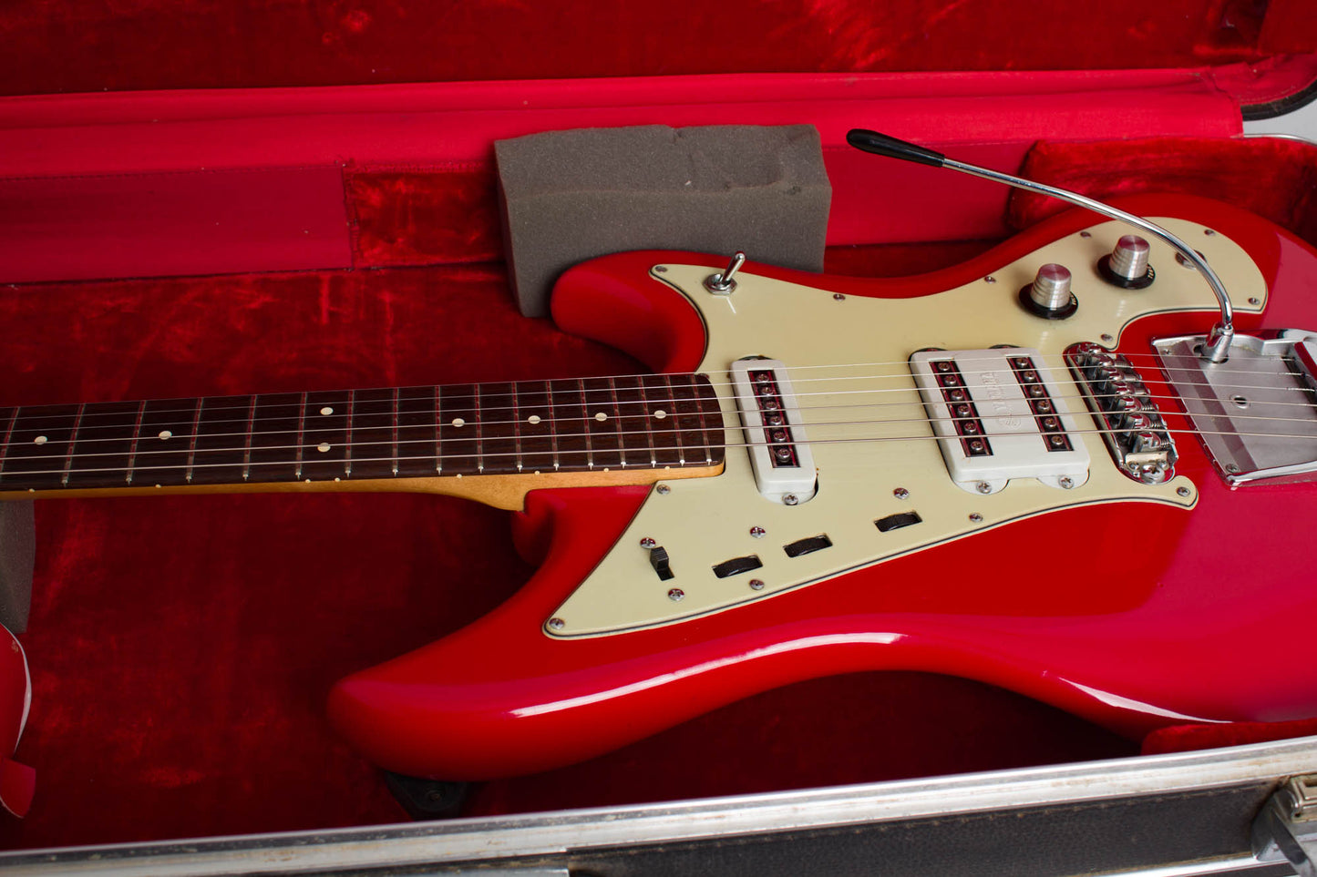 Yamaha SG-3 Solid Body Electric Guitar (1966)