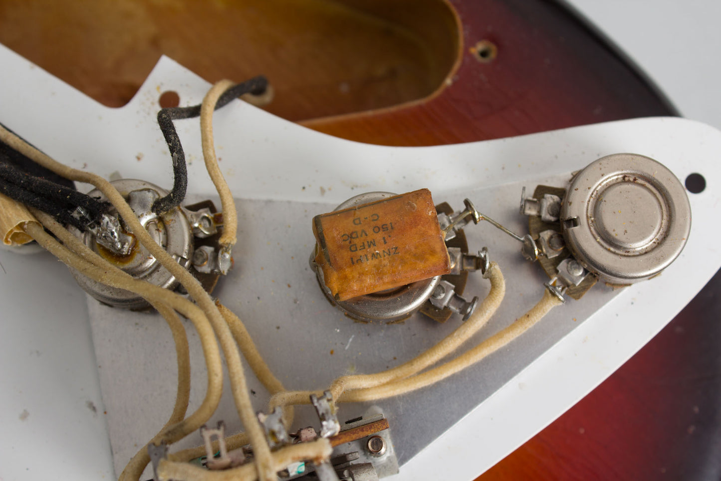 Fender Stratocaster Solid Body Electric Guitar (1958)
