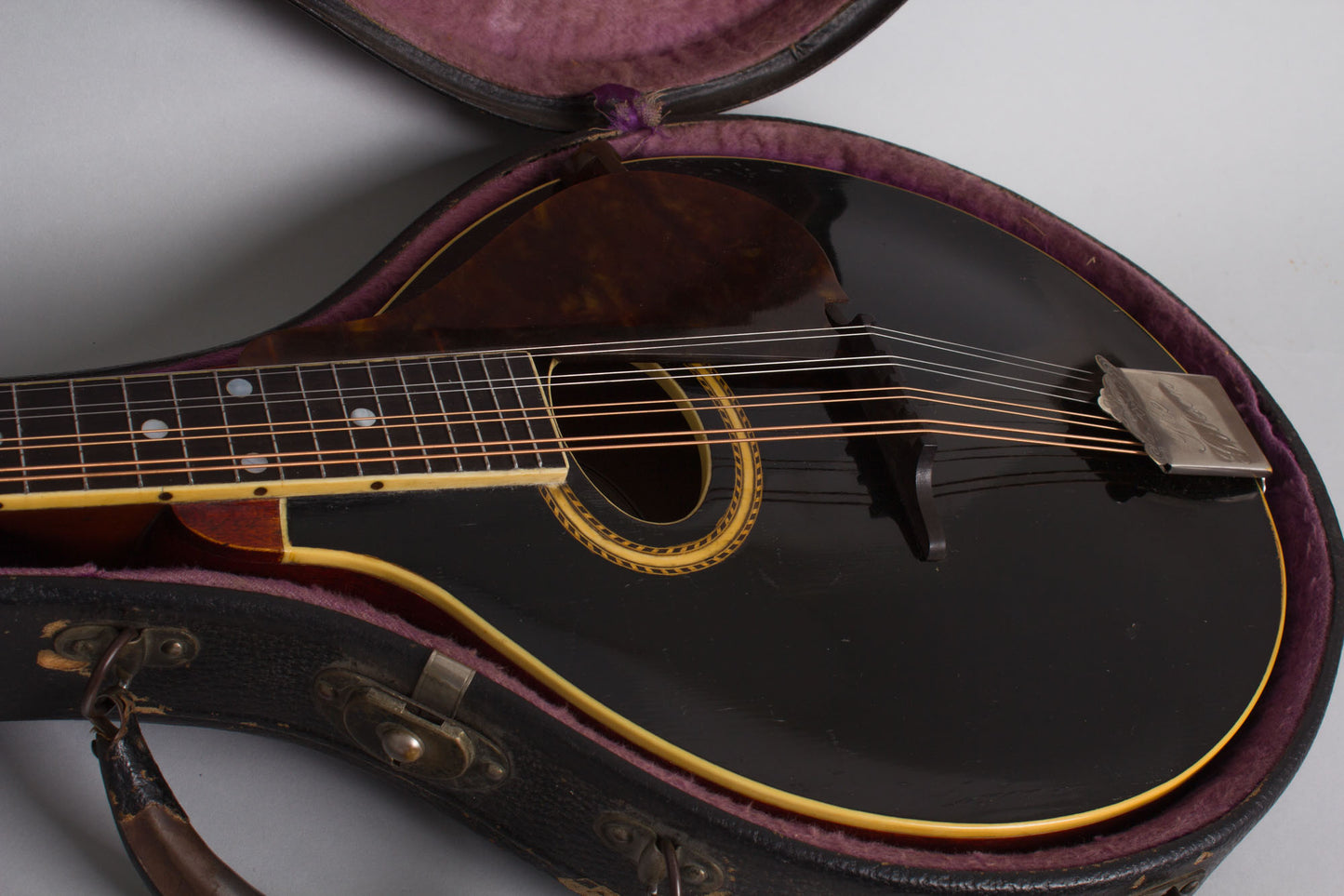 Gibson A-4 Carved Top Mandolin (1911)