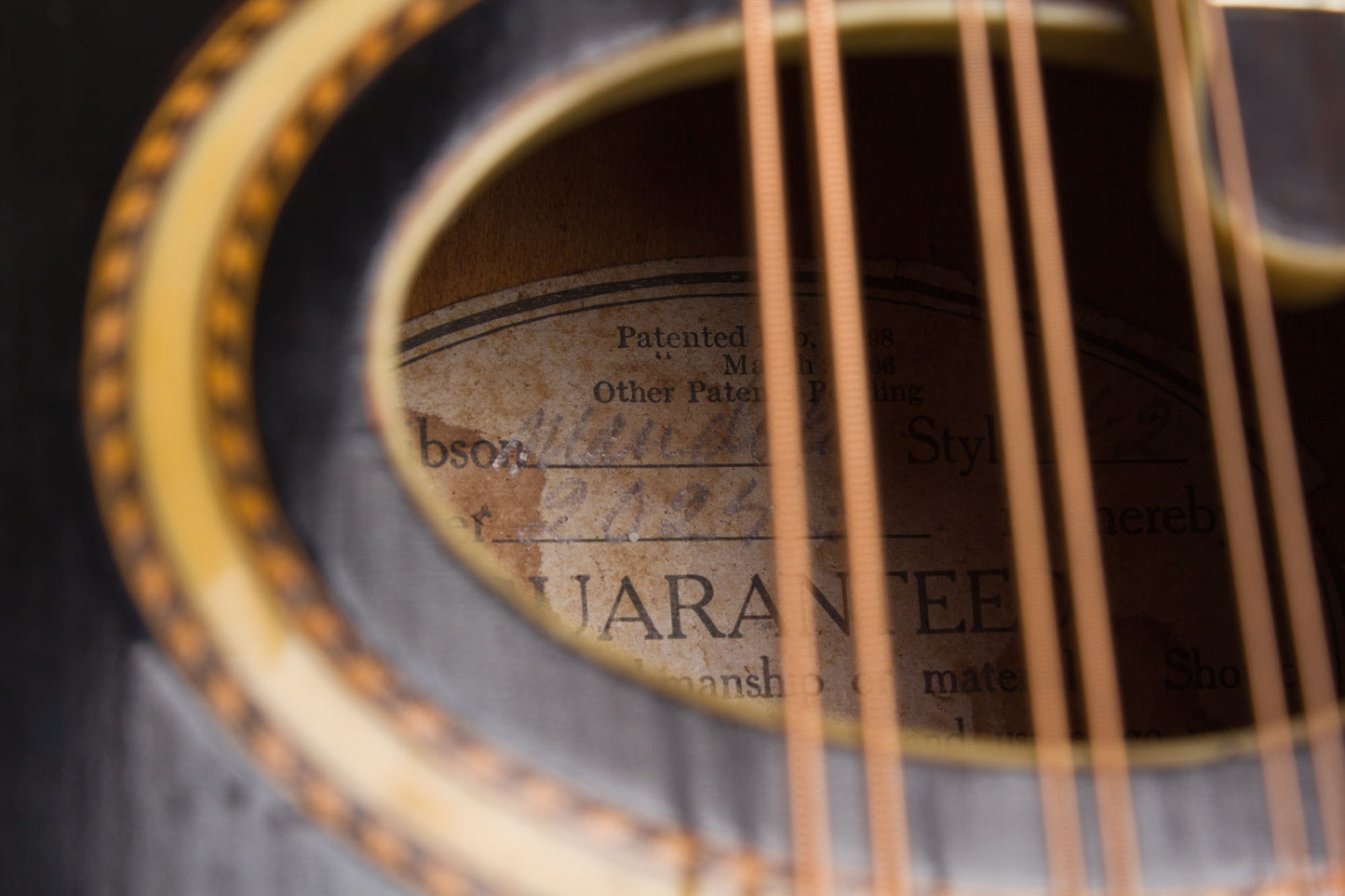 Gibson H-2 Carved Top Mandola (1913)