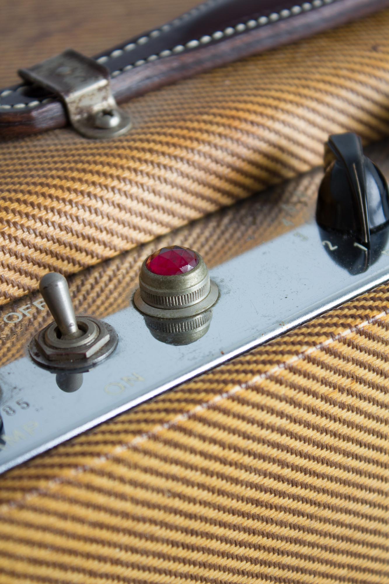 Fender Vibrolux Model 5F11 Tube Amplifier (1959)