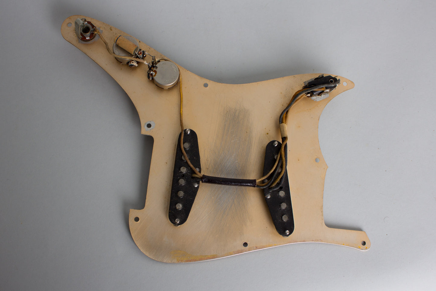 Fender Duo-Sonic Solid Body Electric Guitar (1958)
