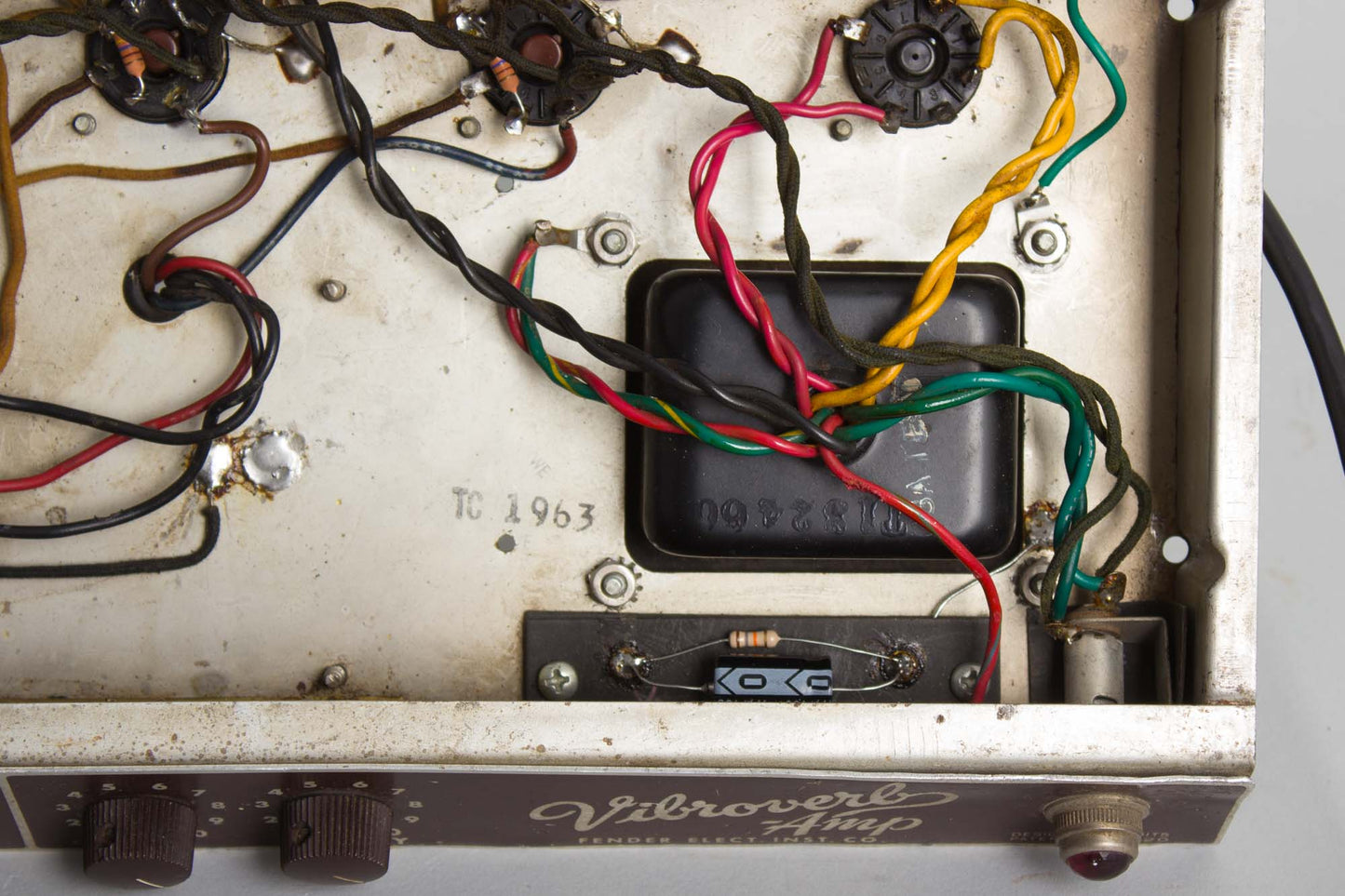Fender Vibroverb 6G16 Tube Amplifier (1963)