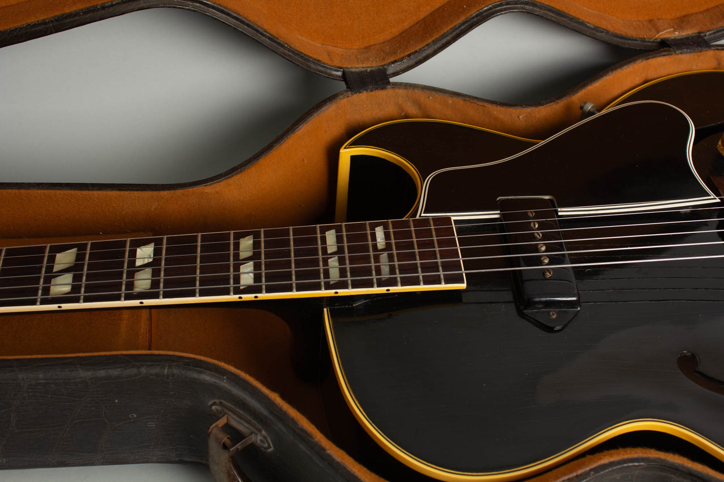 Gibson ES-175 Arch Top Hollow Body Electric Guitar (1952)