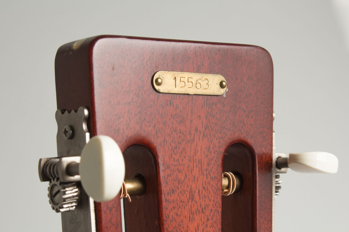 National El Trovador Baritone Resophonic Electric Guitar (2009)