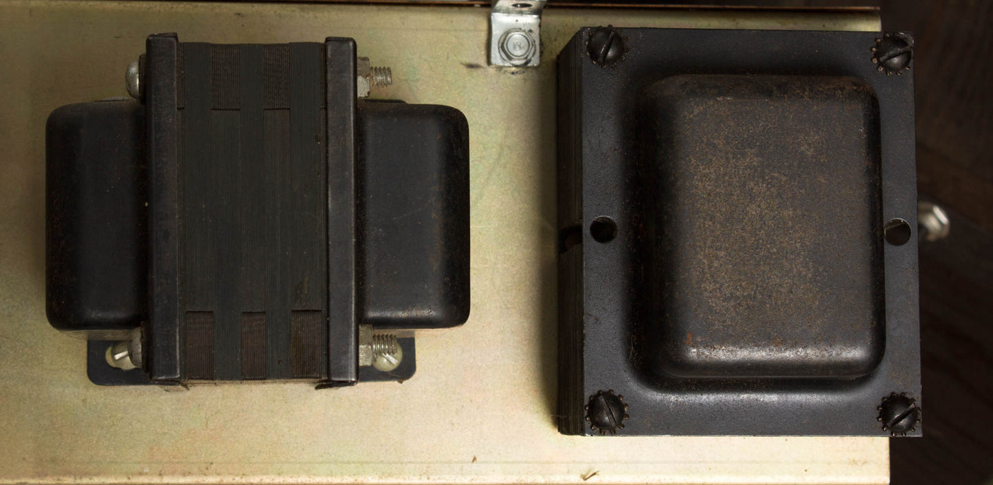 DeArmond R15T Tube Amplifier (1960)