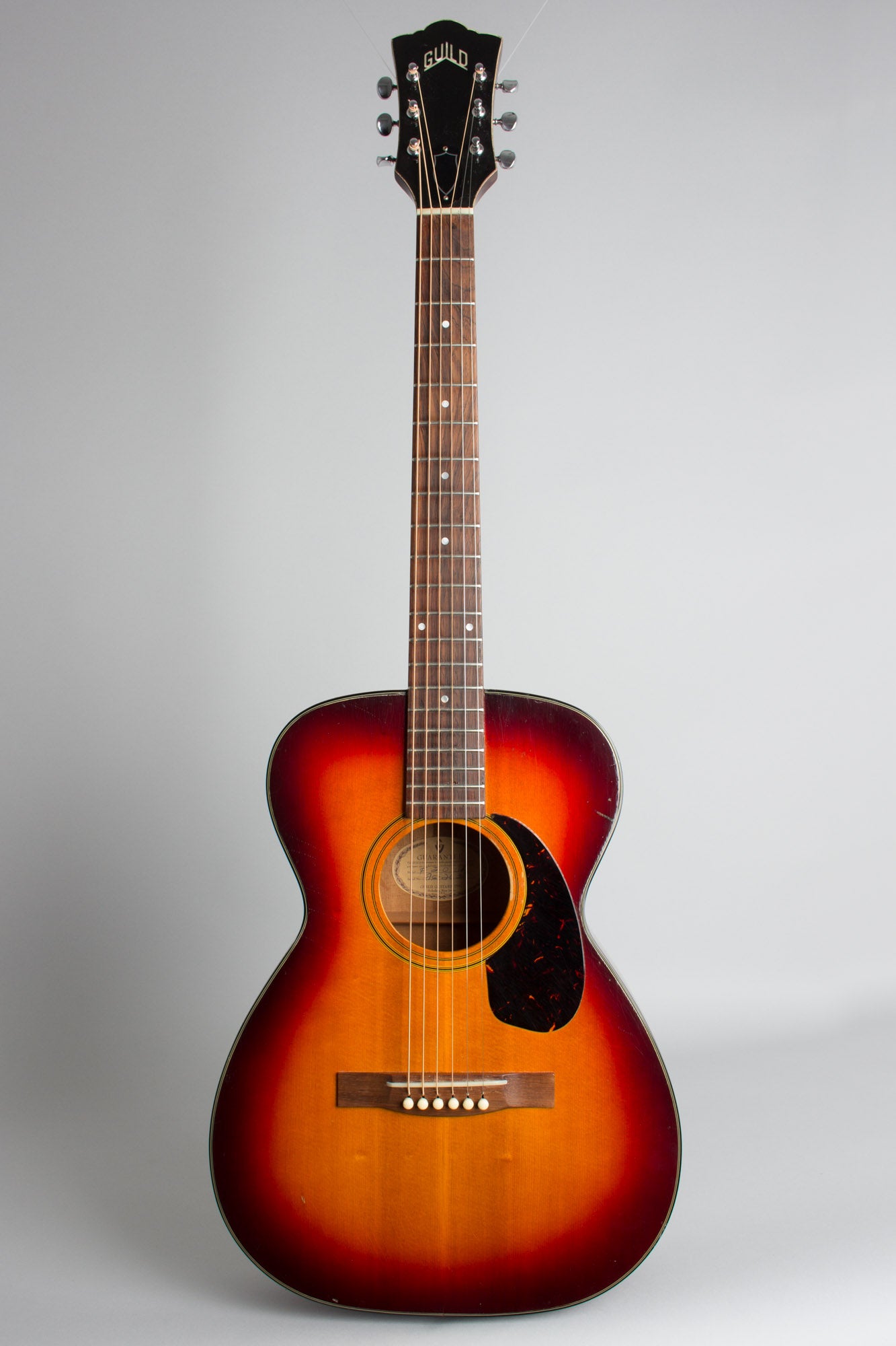 Guild F-20 Flat Top Acoustic Guitar (1968)