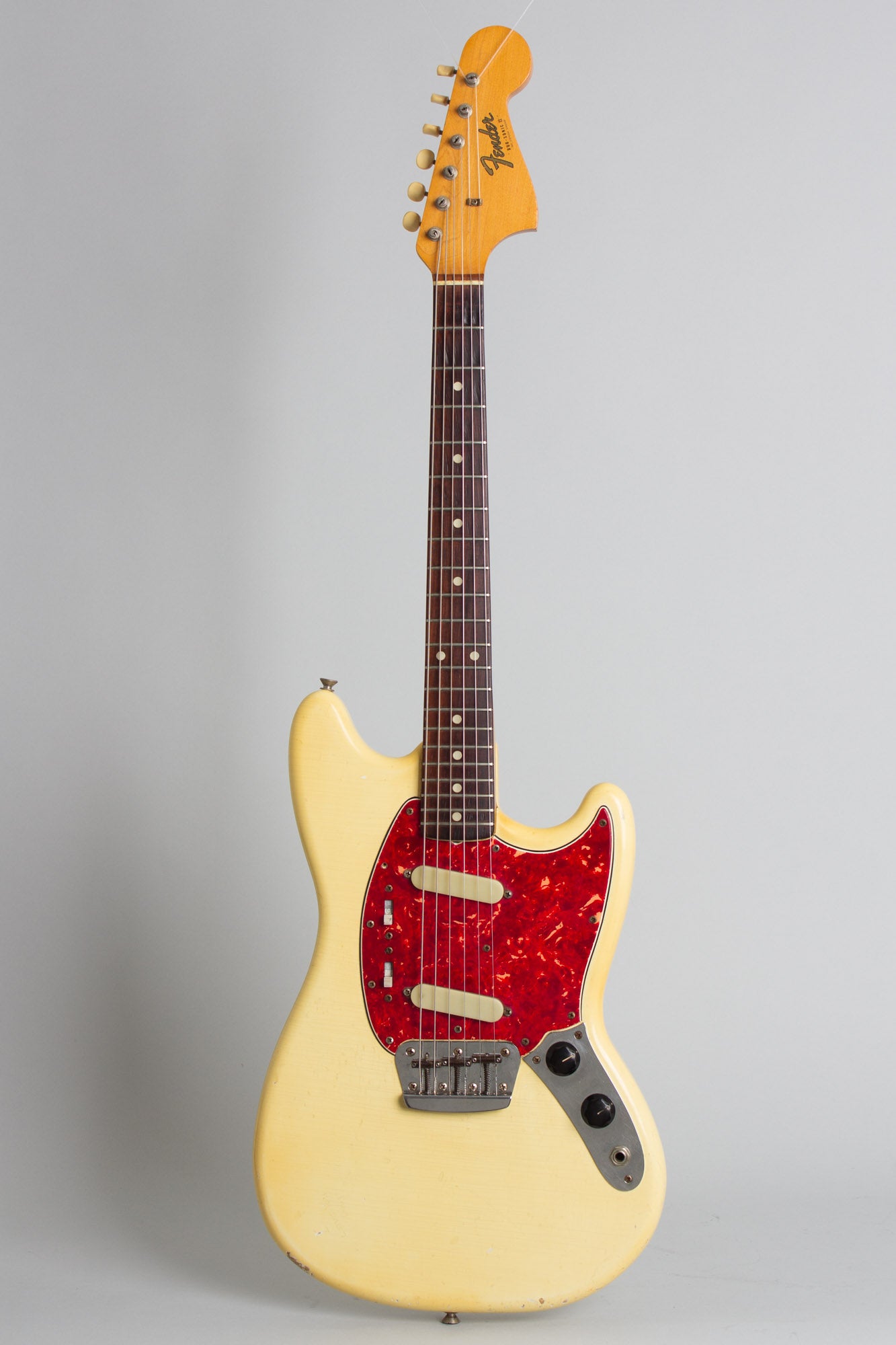 Fender Duo-Sonic II Solid Body Electric Guitar (1965)