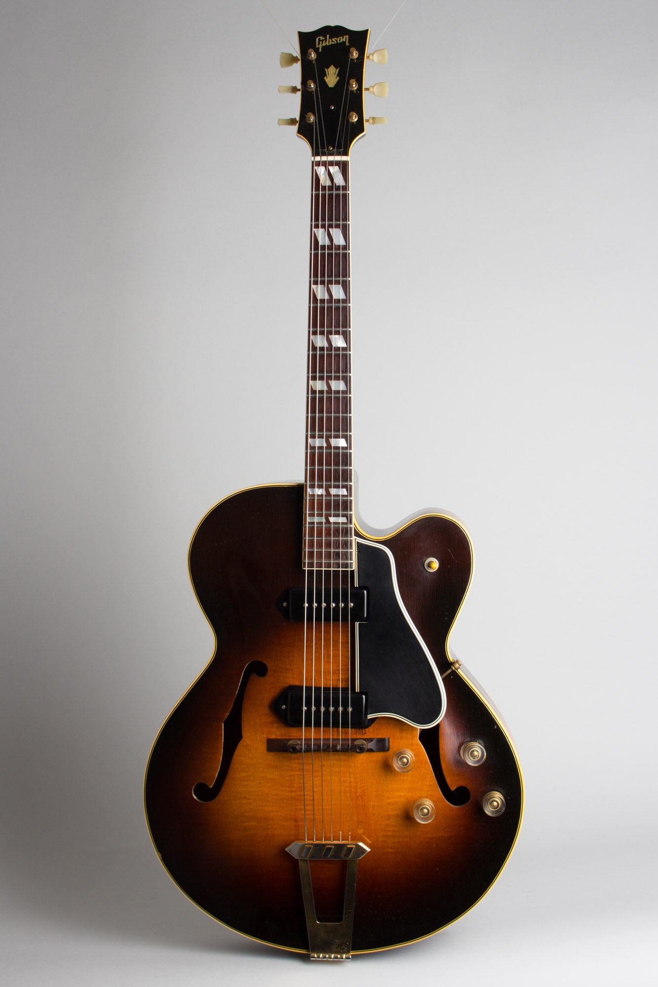 Gibson ES-350 Arch Top Hollow Body Electric Guitar (1949)