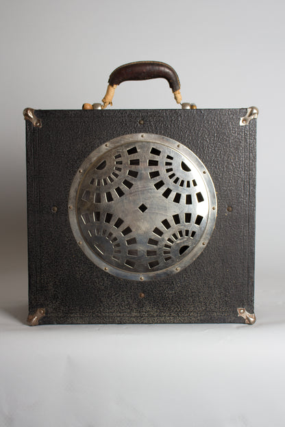 Dobro Tube Amplifier (1935)