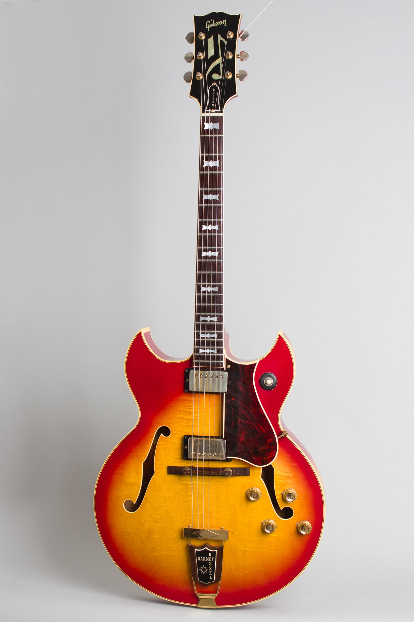 Gibson Barney Kessel Custom Arch Top Hollow Body Electric Guitar (1965)