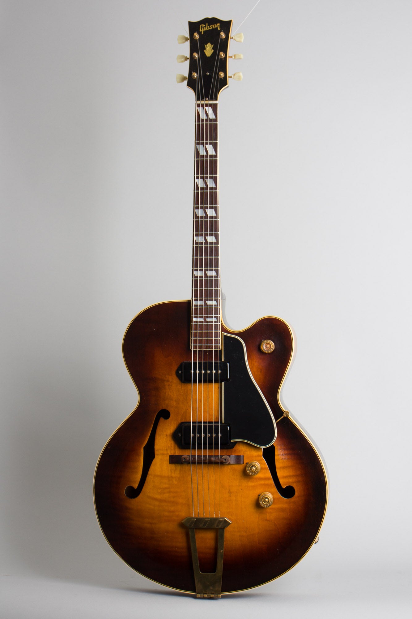 Gibson ES-350 Arch Top Hollow Body Electric Guitar (1949)