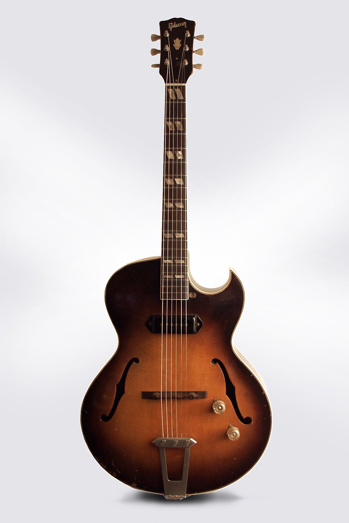 Gibson ES-175 Arch Top Hollow Body Electric Guitar (1951)