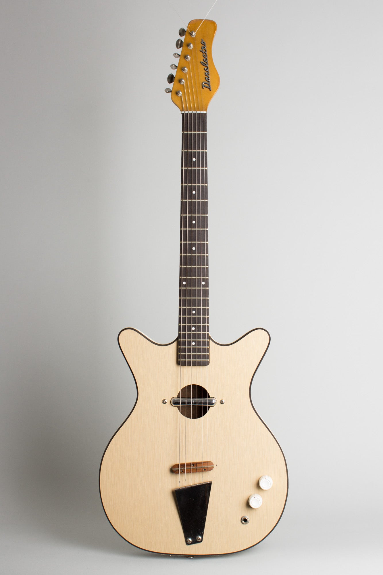 Danelectro Convertible Model 5015 Thinline Hollow Body Electric Guitar (1967)