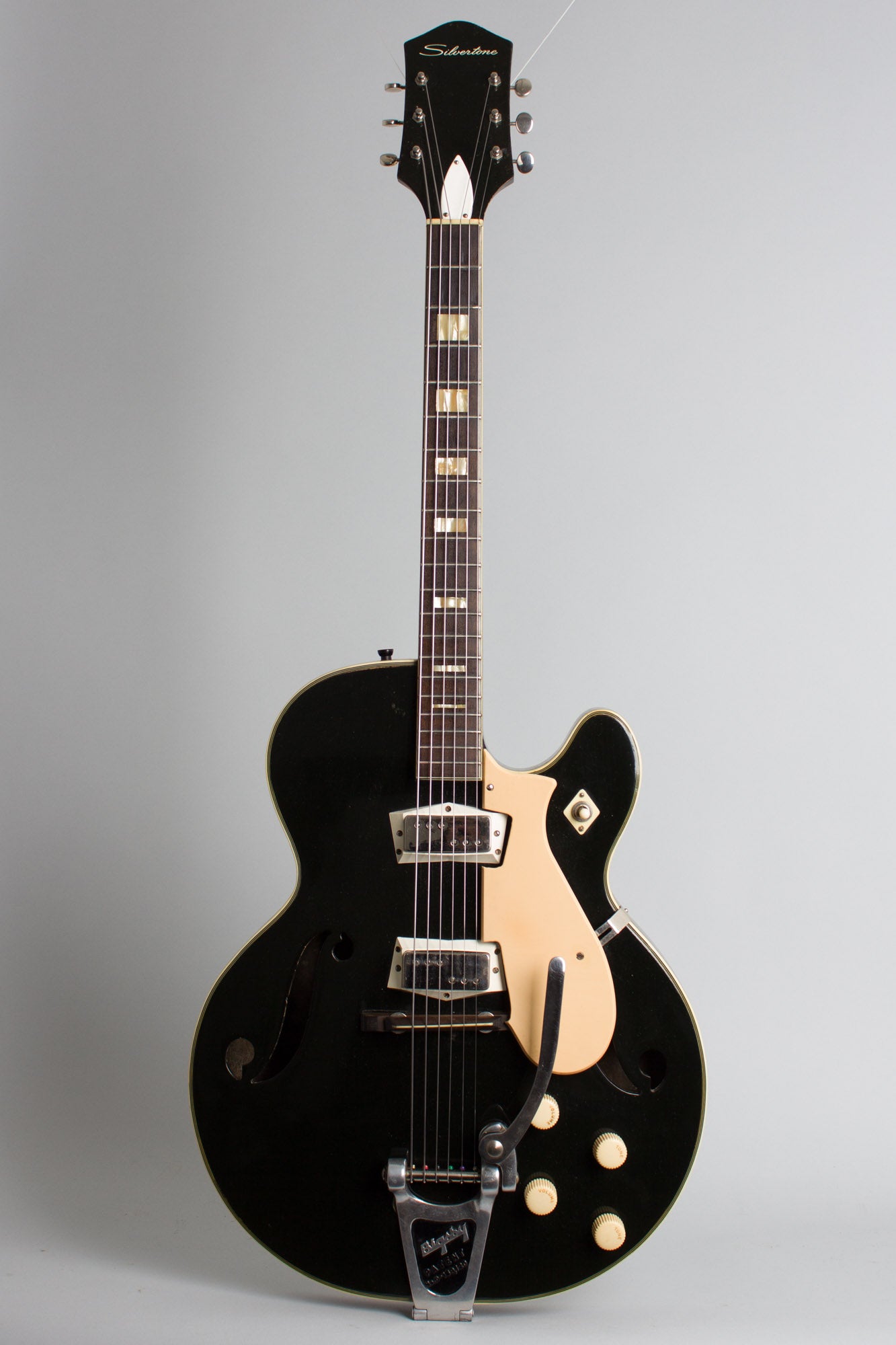 Harmony Silvertone Model 1446L Thinline Hollow Body Electric Guitar (1963)