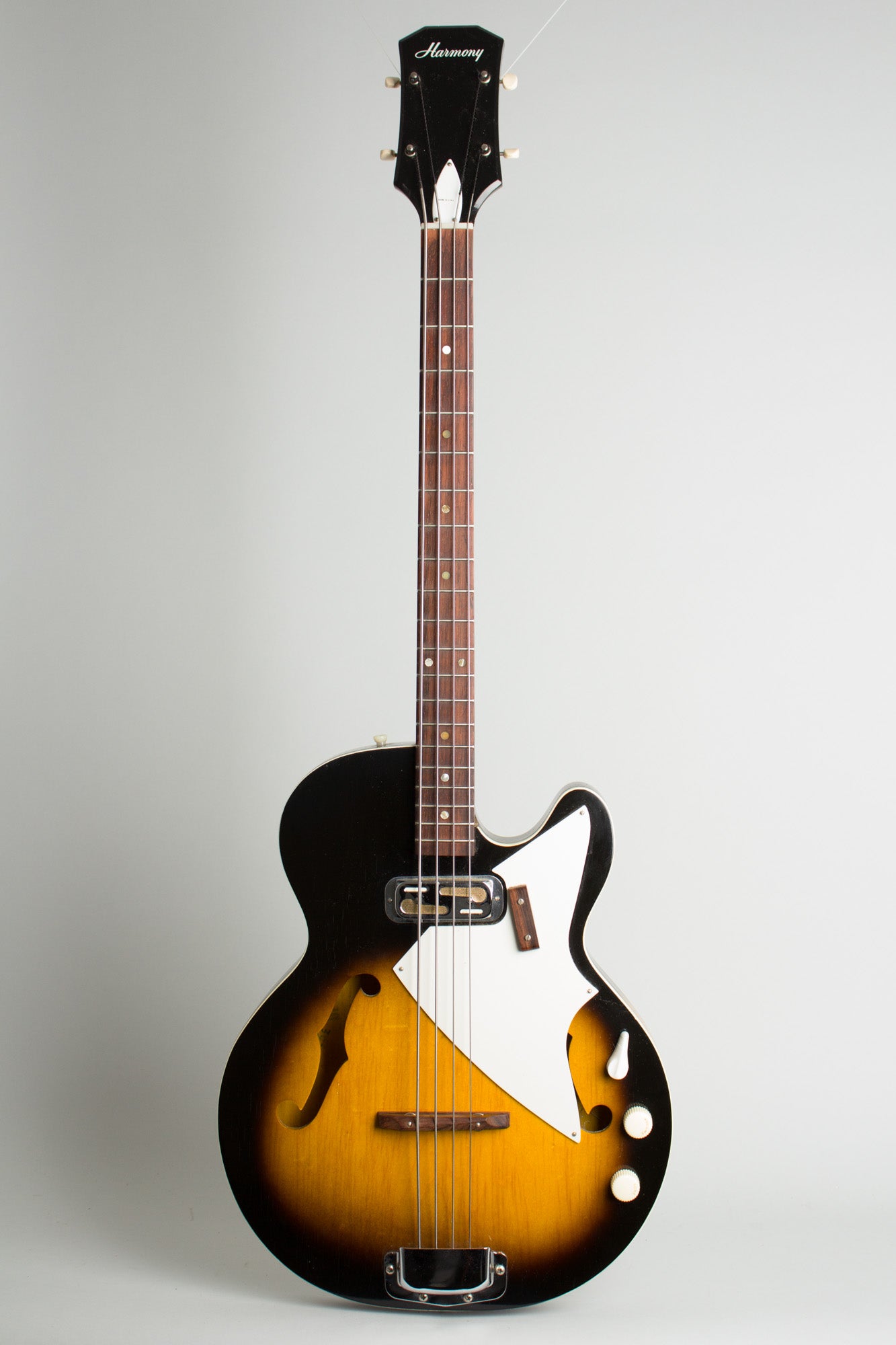 Harmony H-22 Electric Bass Guitar (1967)