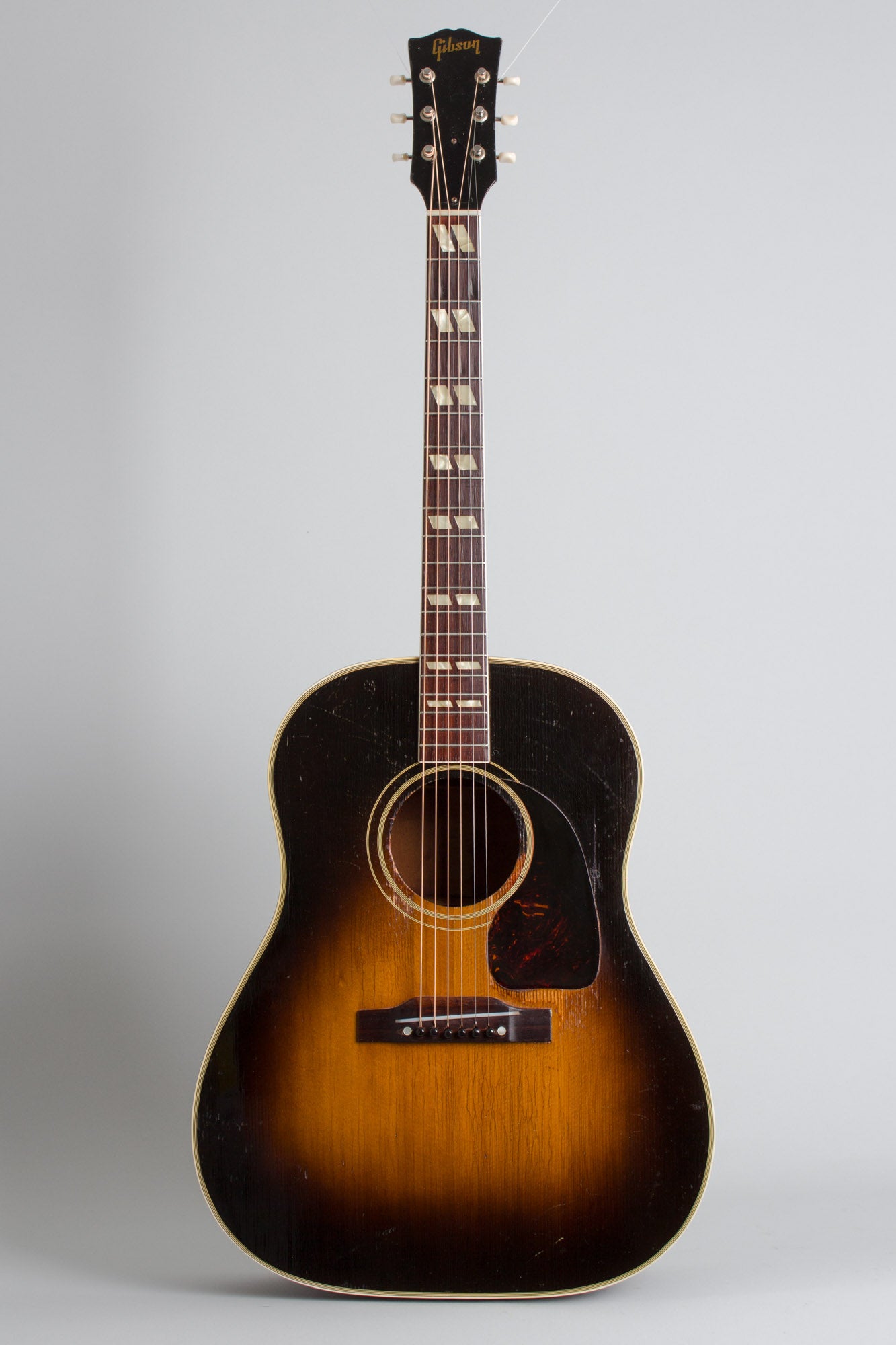 Gibson SJ Southern Jumbo Flat Top Acoustic Guitar (1952)