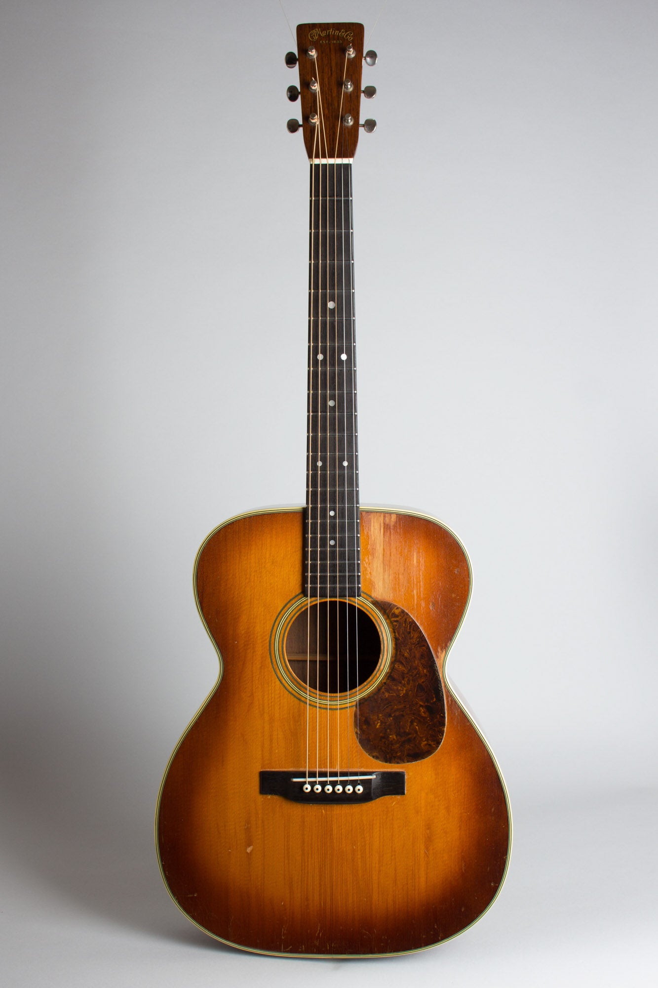 C. F. Martin 000-28 Shaded Top Flat Top Acoustic Guitar (1948)