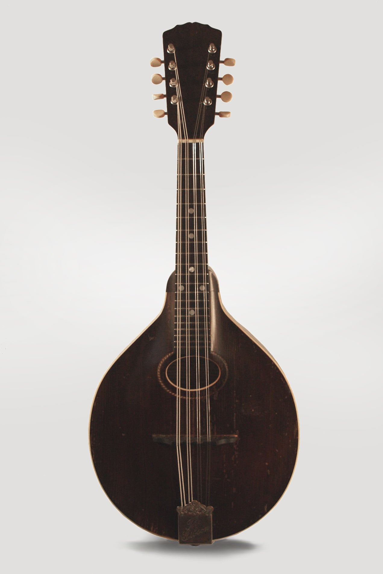 Gibson Style A Carved Top Mandolin (1918)