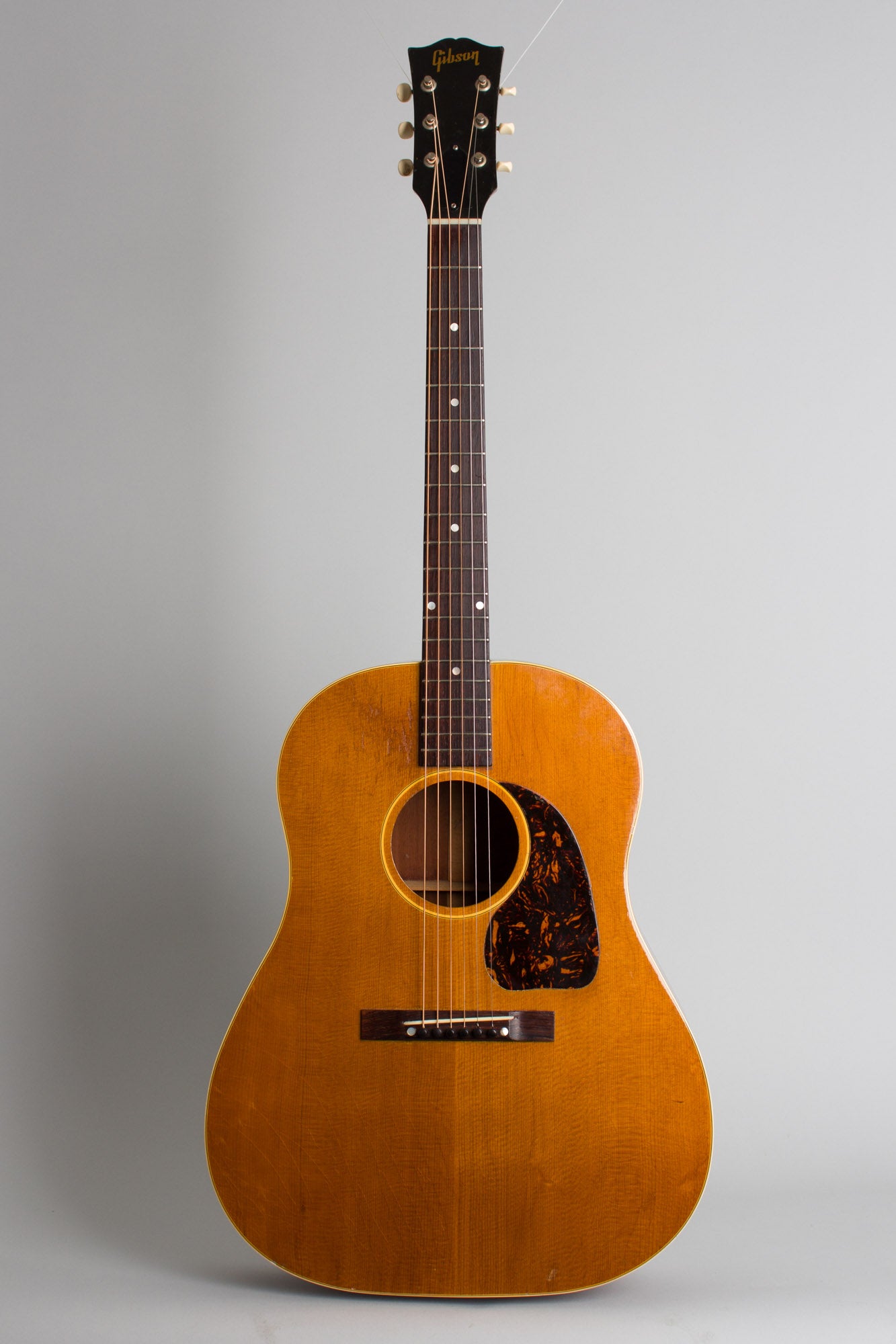 Gibson J-50 Flat Top Acoustic Guitar (1947)