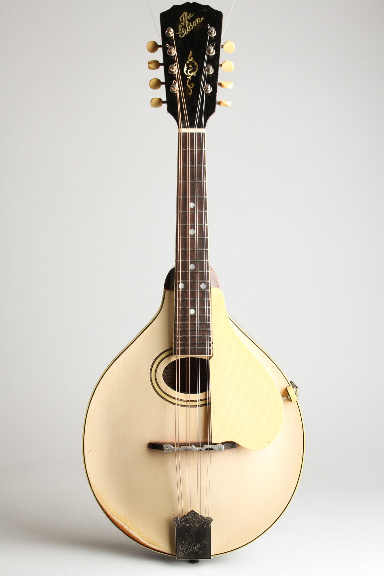 Gibson Style A-3 Carved Top Mandolin (1920)
