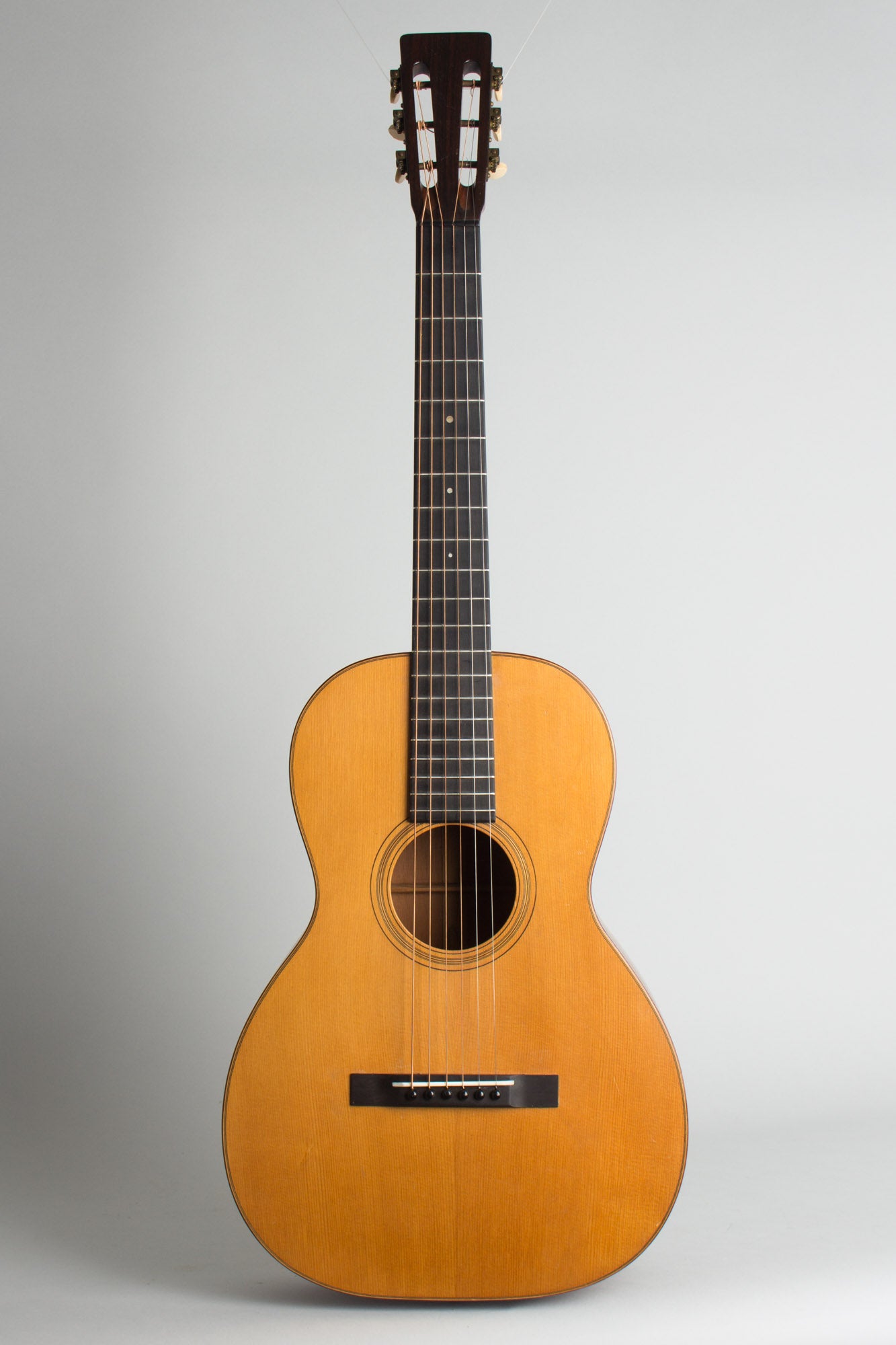 C. F. Martin 0-18 Flat Top Acoustic Guitar (1927)