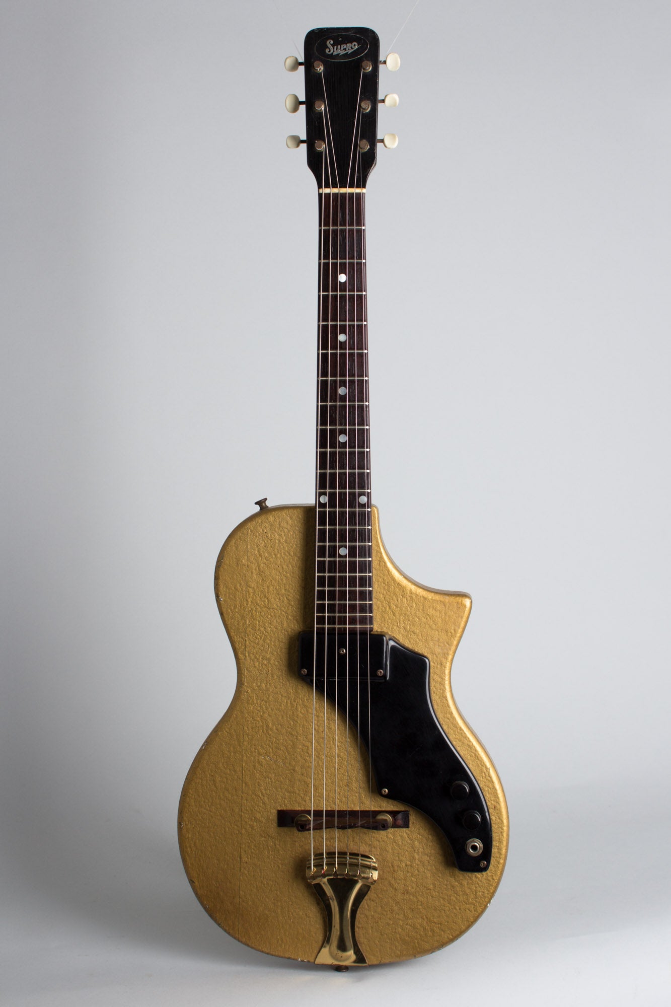 Supro Model 3033S Special Solid Body Electric Guitar (1960)